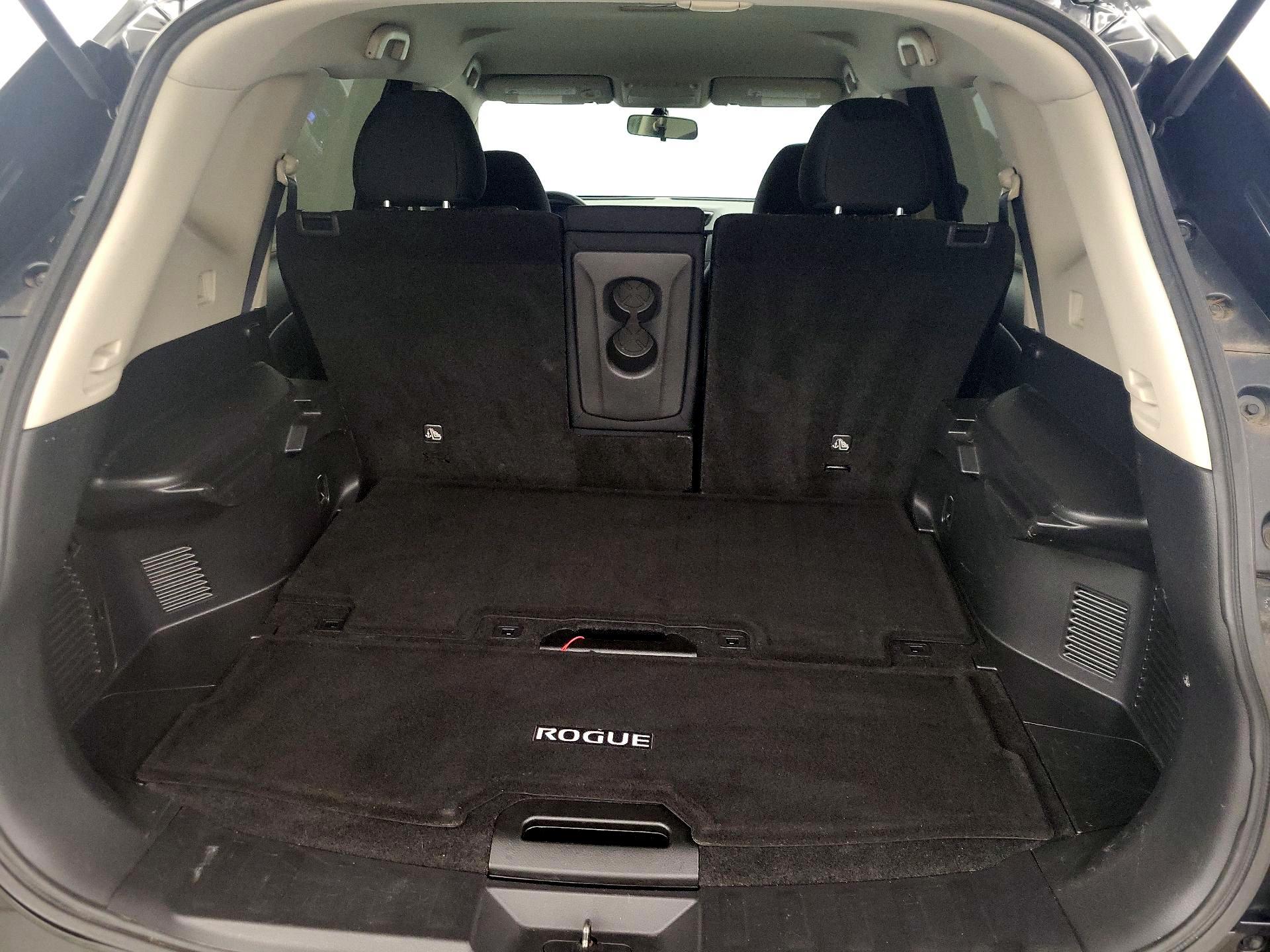 Thumbnail: 2018 Nissan Rogue - 20