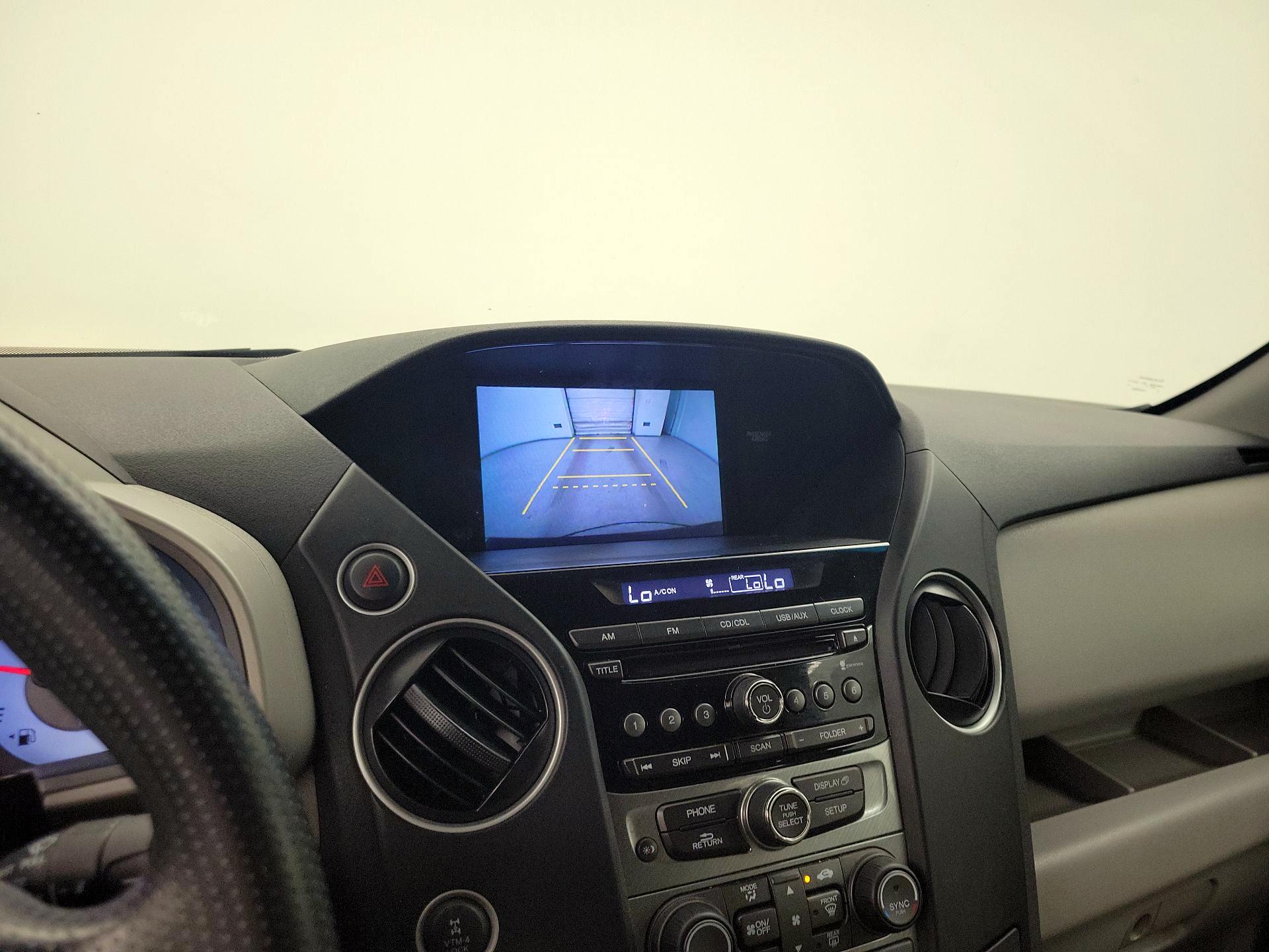 Thumbnail: 2015 Honda Pilot - 14