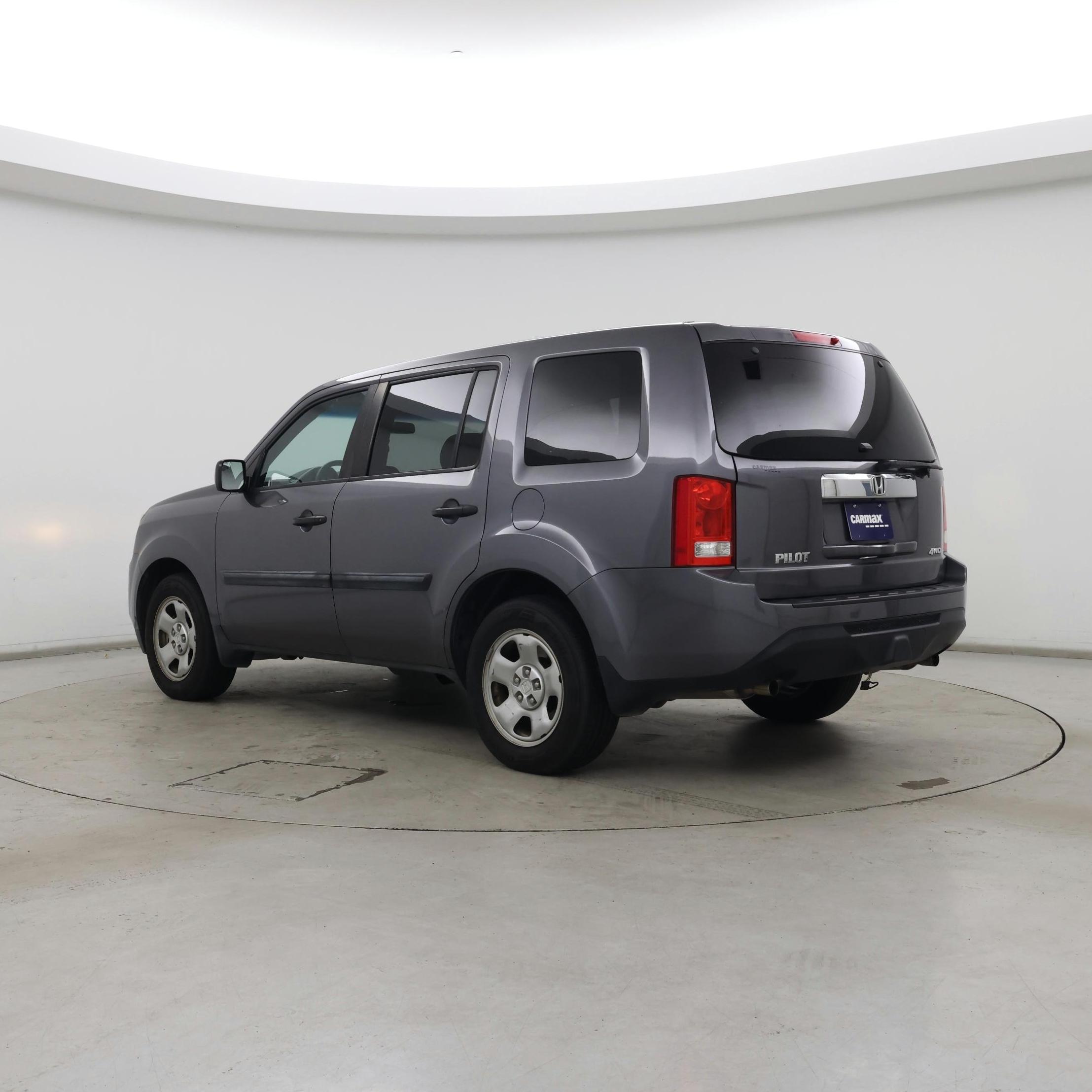 Thumbnail: 2015 Honda Pilot - 2