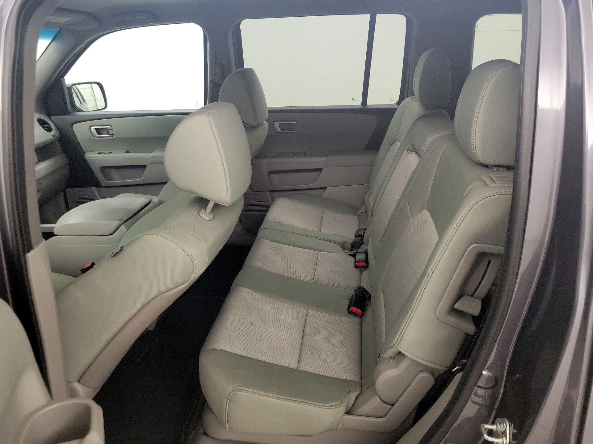Thumbnail: 2015 Honda Pilot - 19