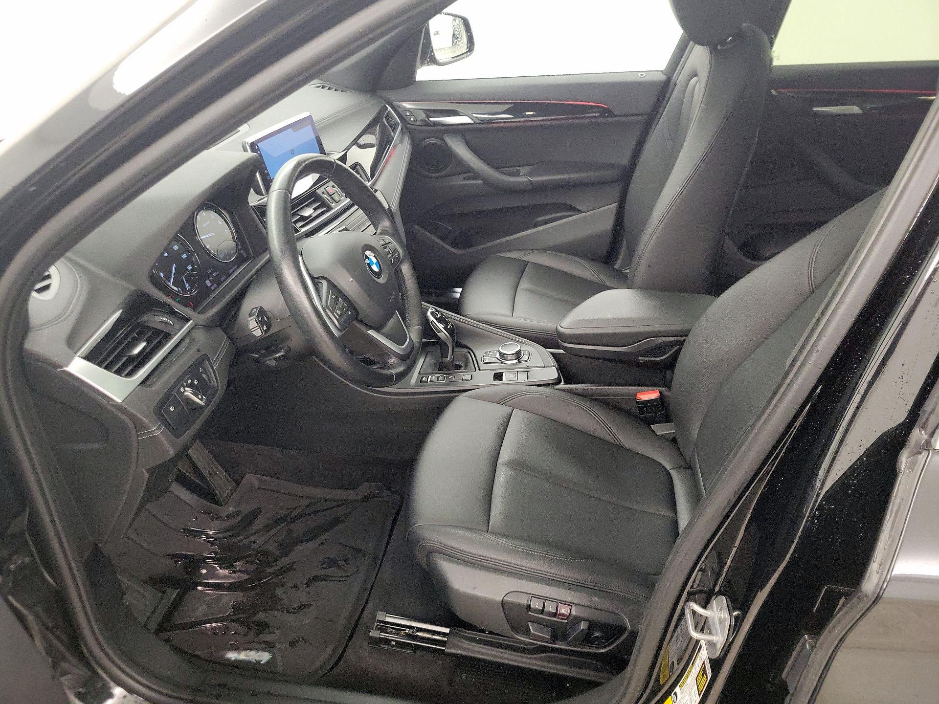 Thumbnail: 2020 BMW X1 - 11