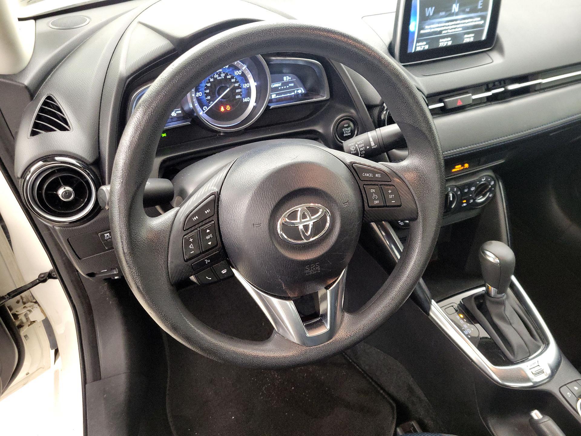 Thumbnail: 2018 Toyota Yaris iA - 10