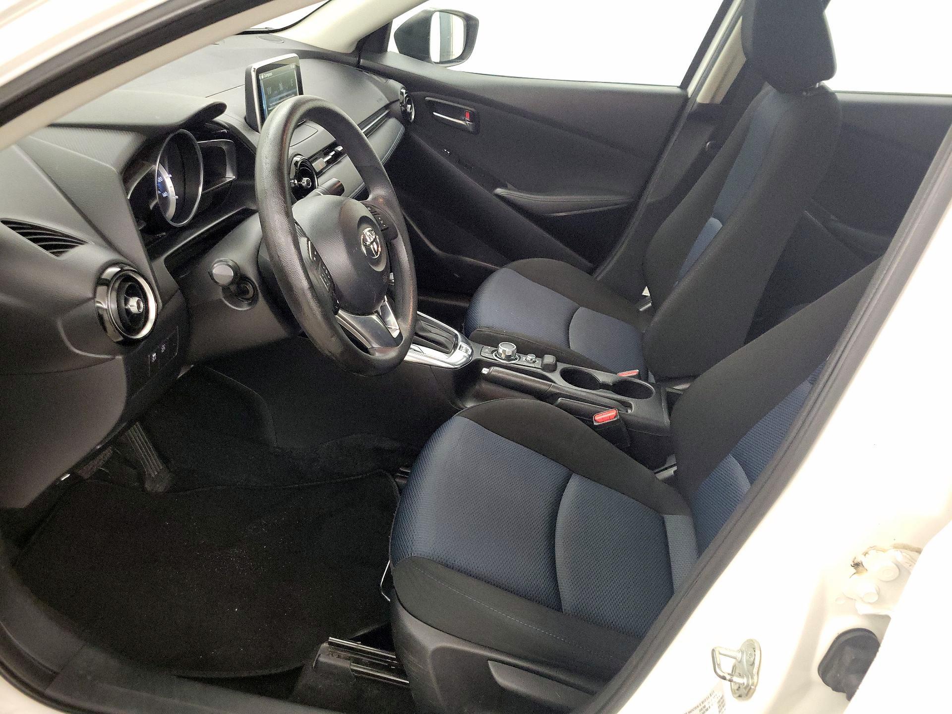 Thumbnail: 2018 Toyota Yaris iA - 11