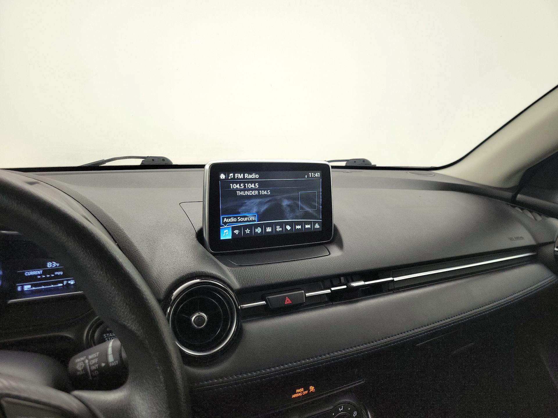 Thumbnail: 2018 Toyota Yaris iA - 15