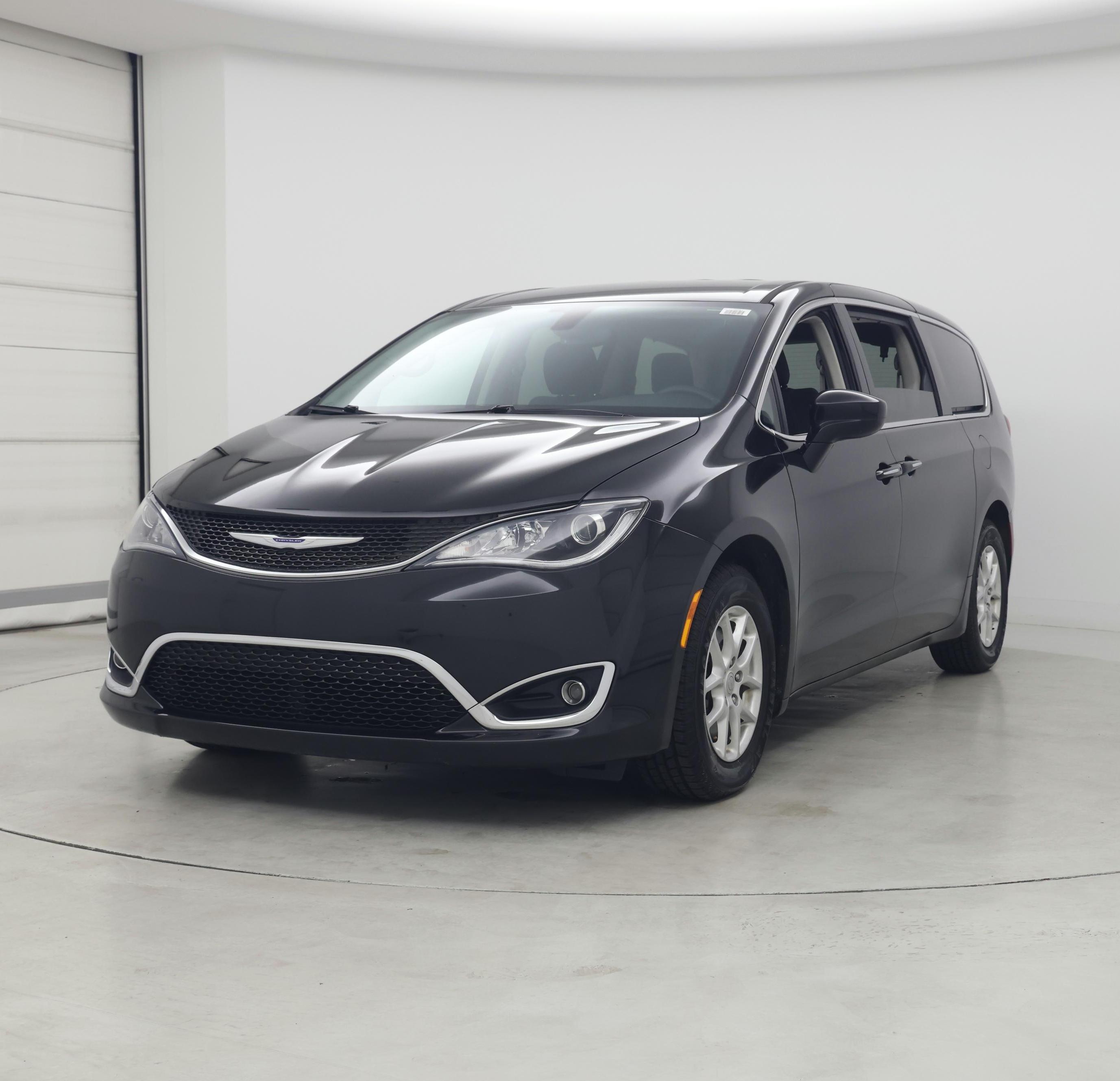 Thumbnail: 2020 Chrysler Pacifica - 4
