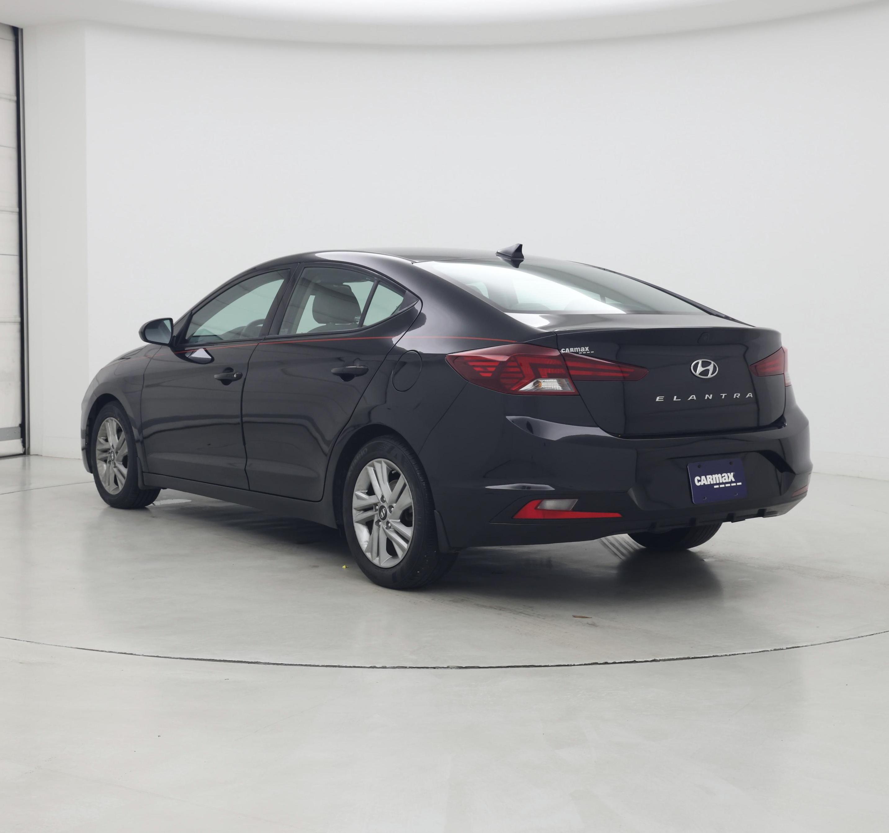 Thumbnail: 2020 Hyundai Elantra - 2