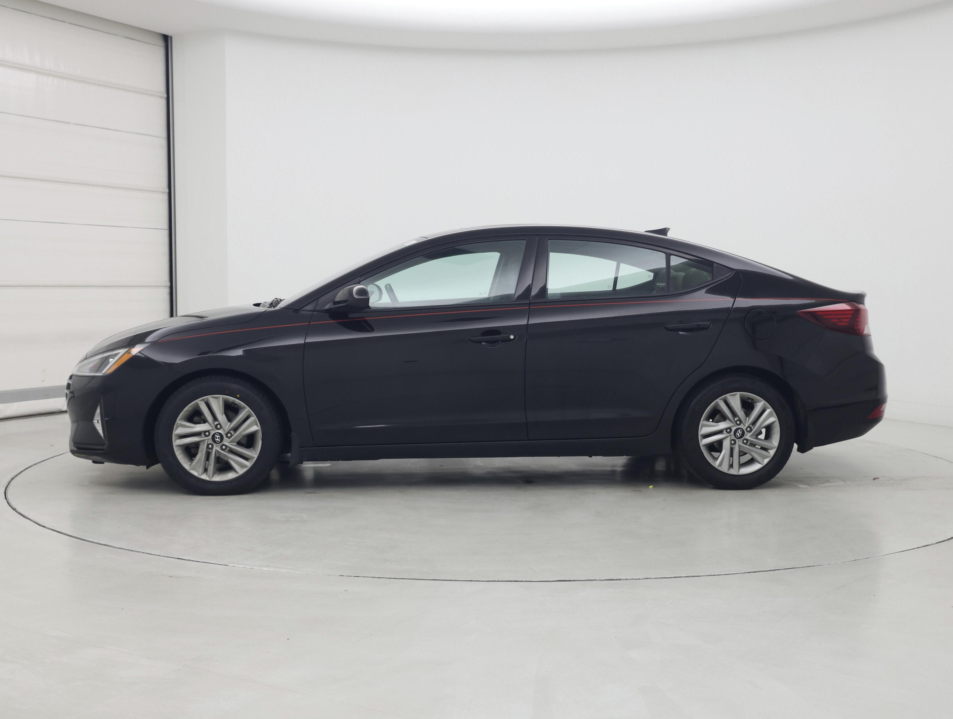 Thumbnail: 2020 Hyundai Elantra - 3