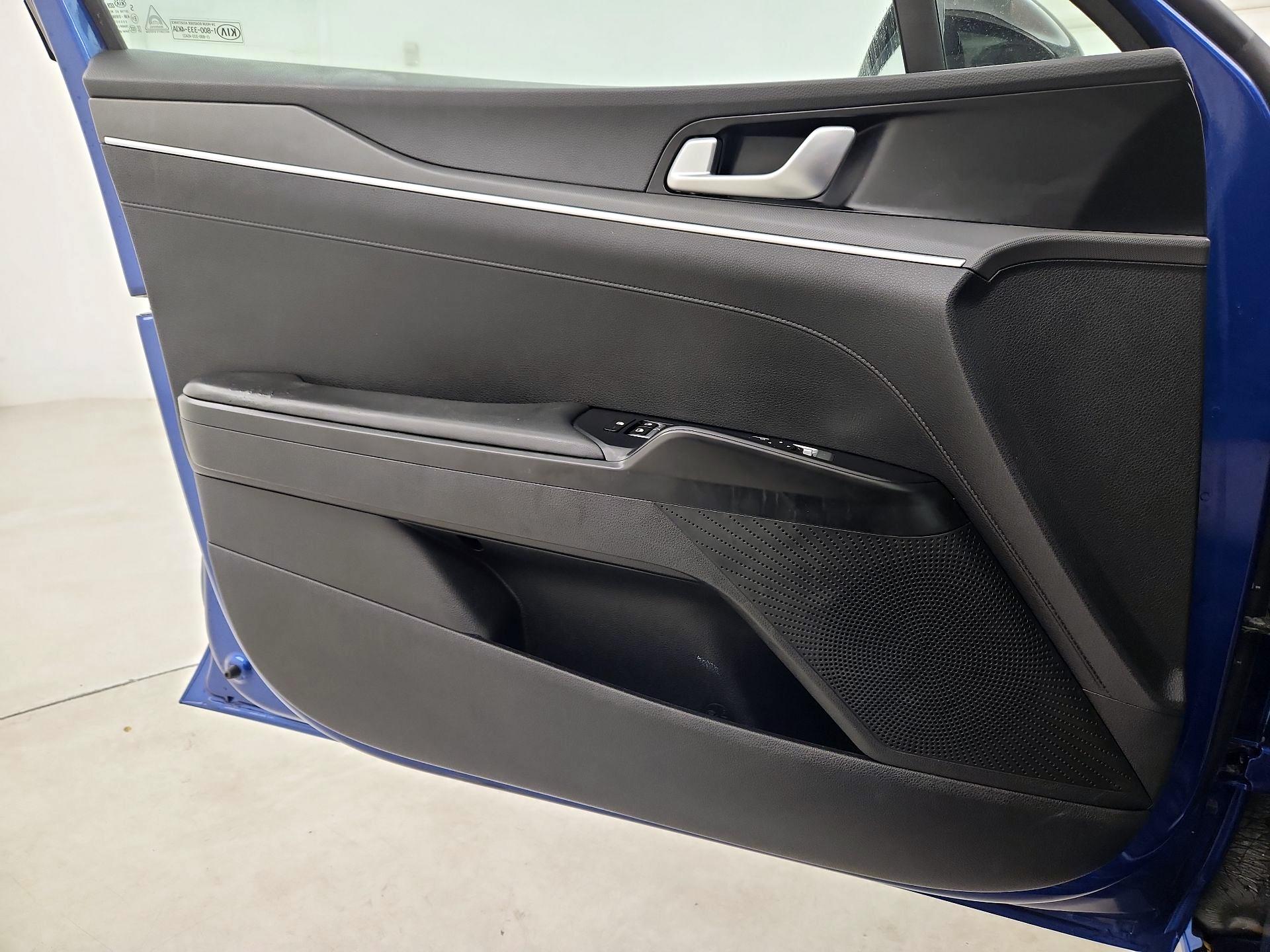Thumbnail: 2021 Kia K5 - 12