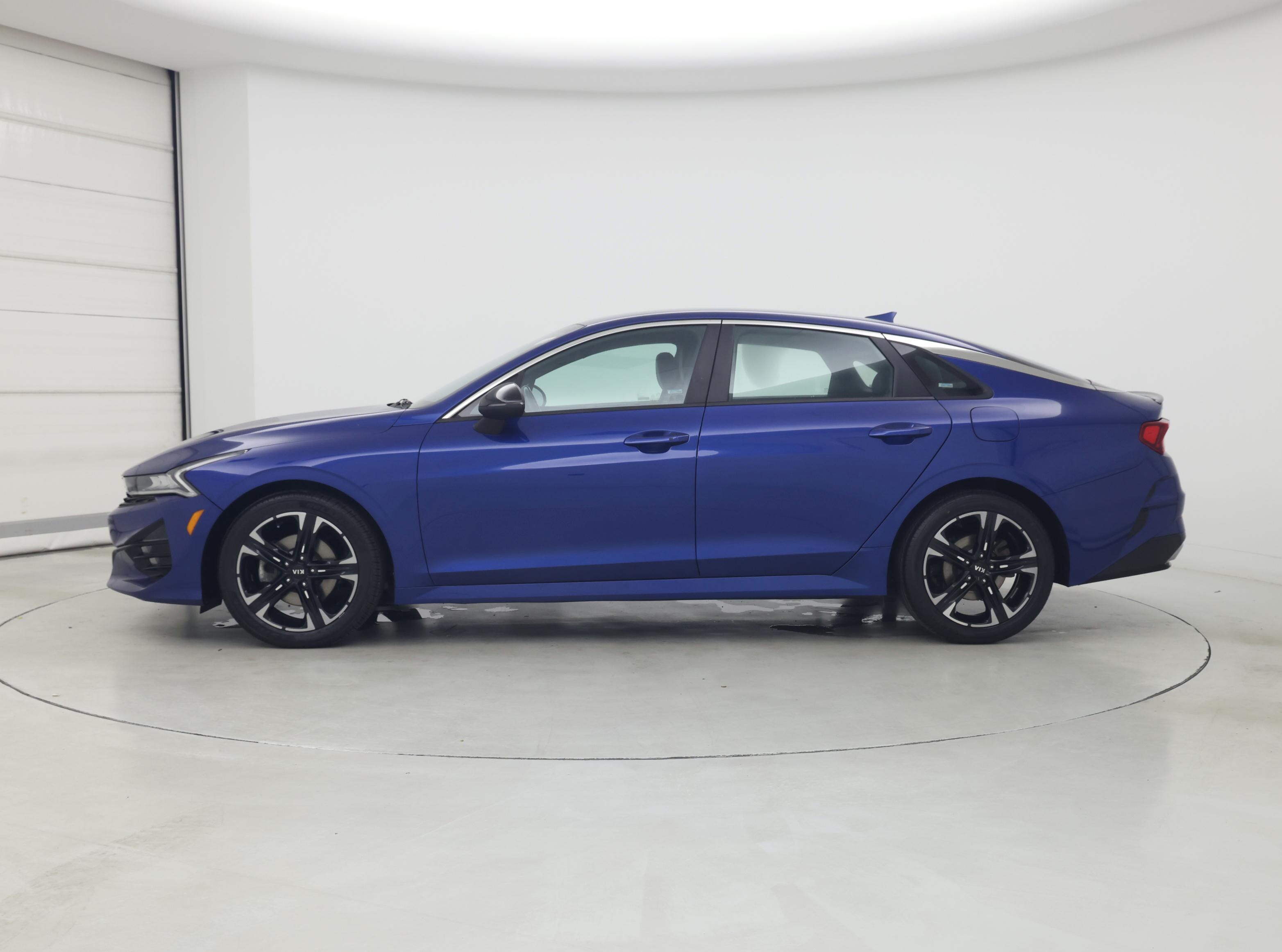 Thumbnail: 2021 Kia K5 - 3
