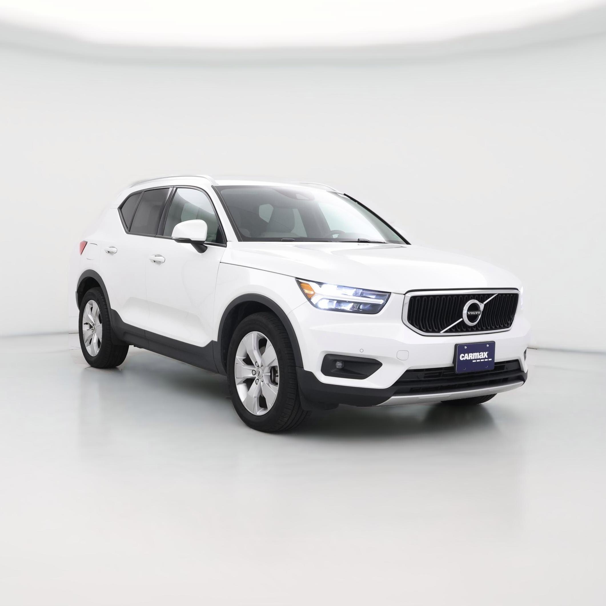 Thumbnail: 2021 Volvo XC40 - 1