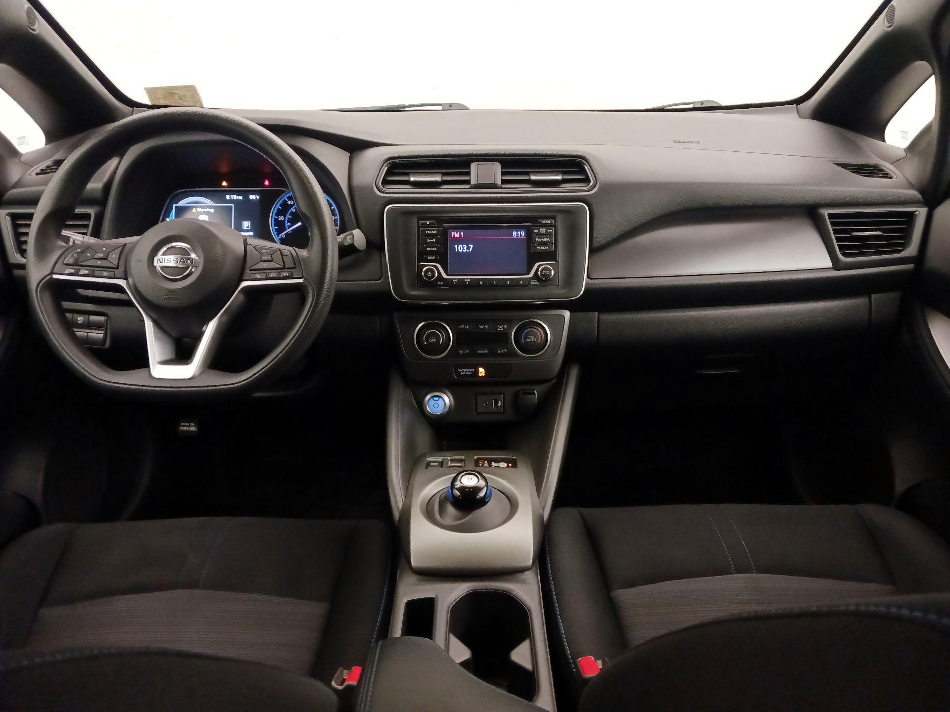 Thumbnail: 2018 Nissan Leaf - 9