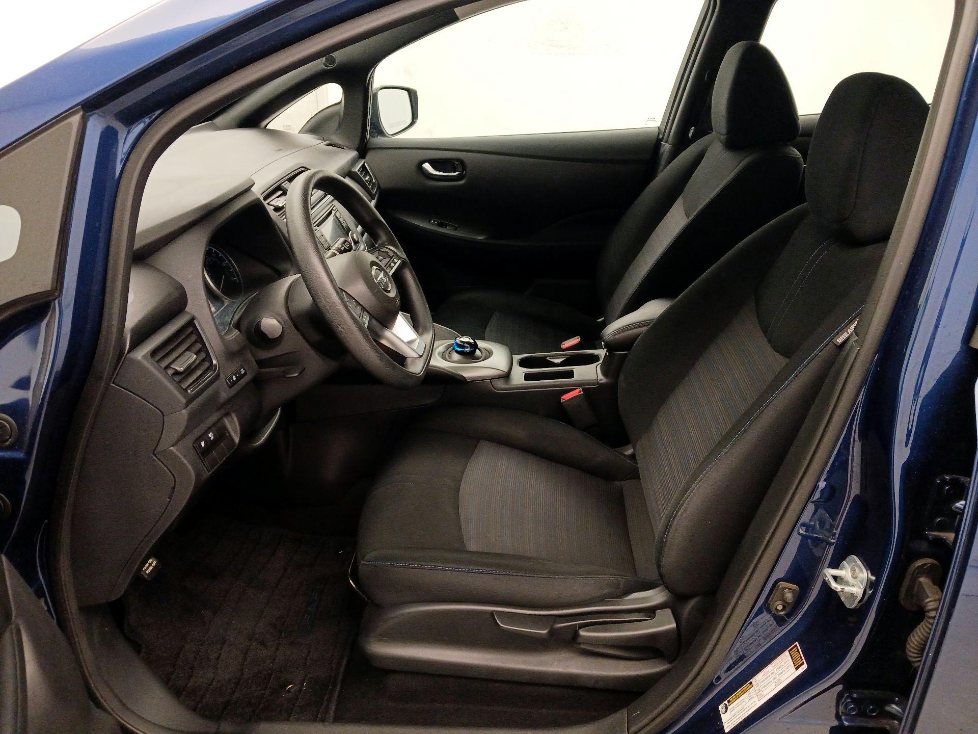 Thumbnail: 2018 Nissan Leaf - 11