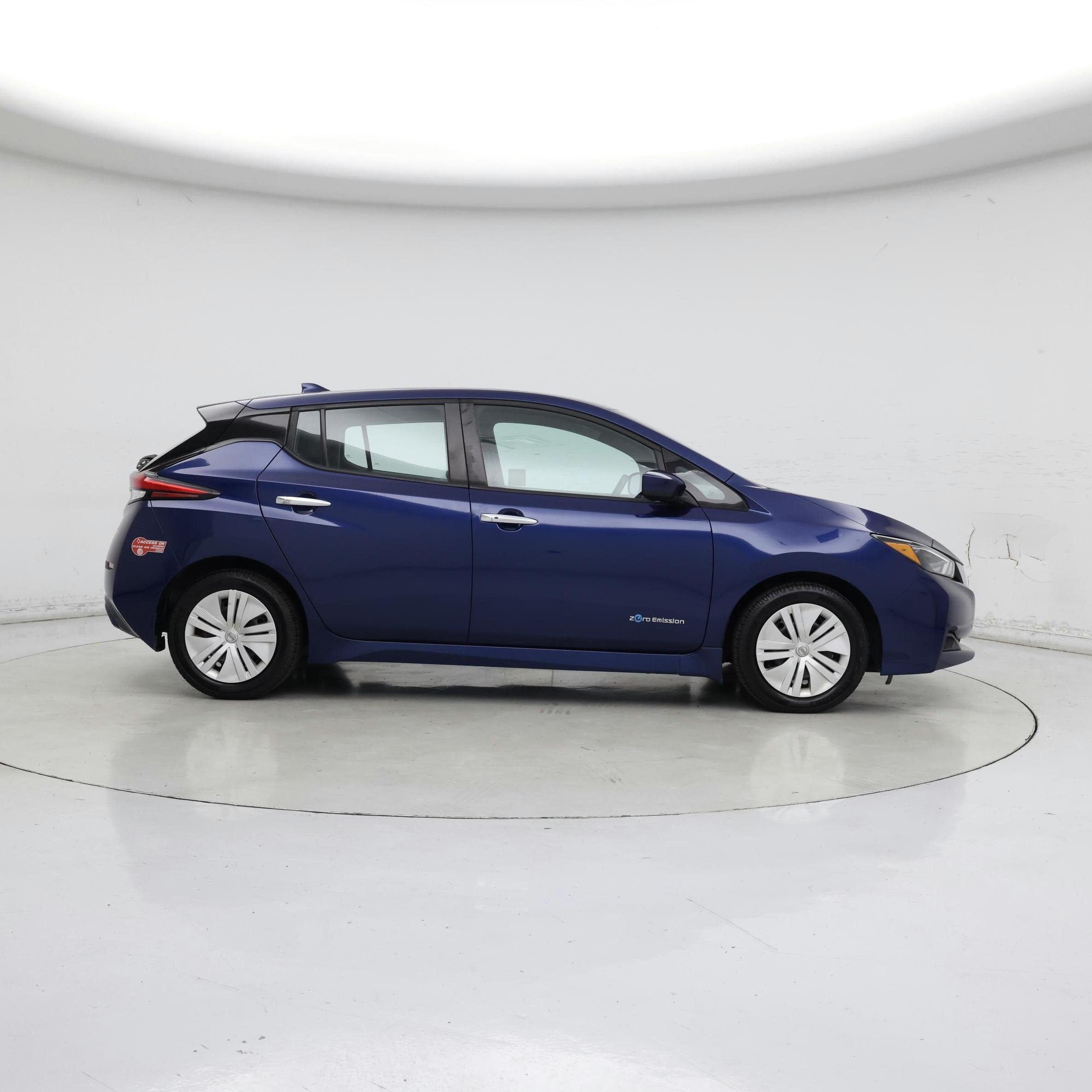 Thumbnail: 2018 Nissan Leaf - 7