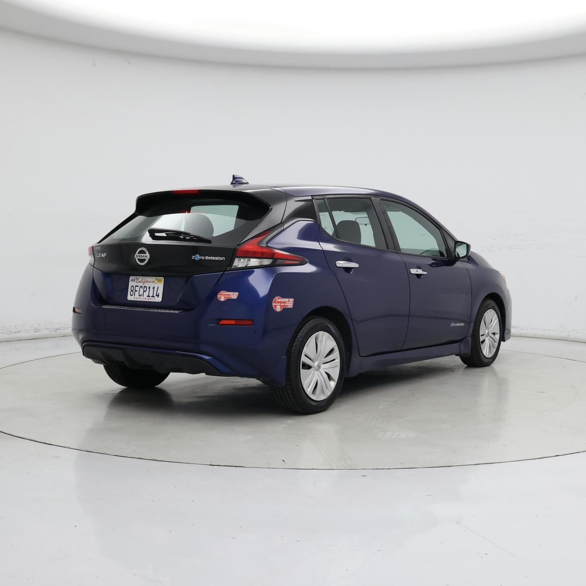 Thumbnail: 2018 Nissan Leaf - 8