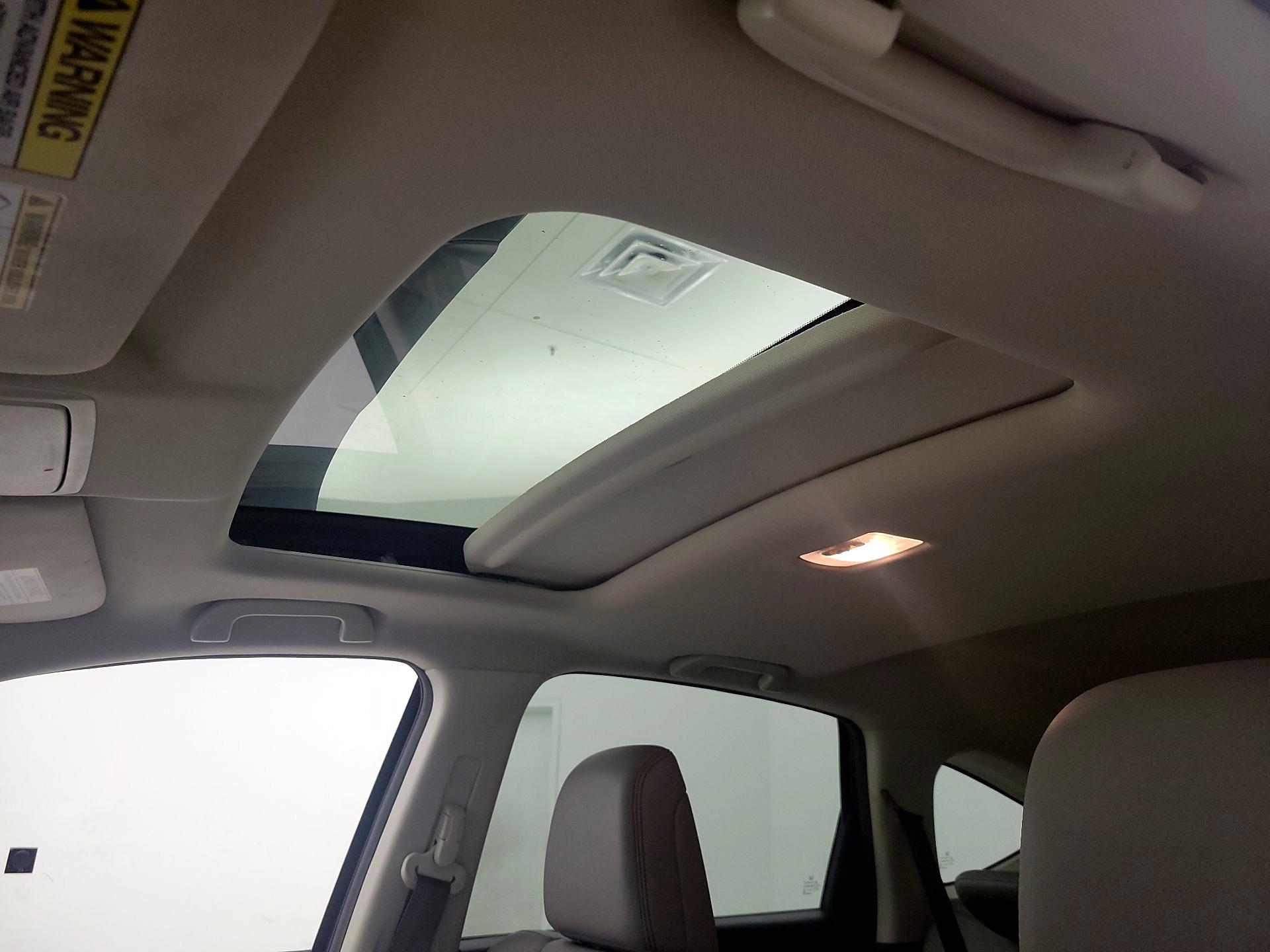 Thumbnail: 2015 Honda CR-V - 17