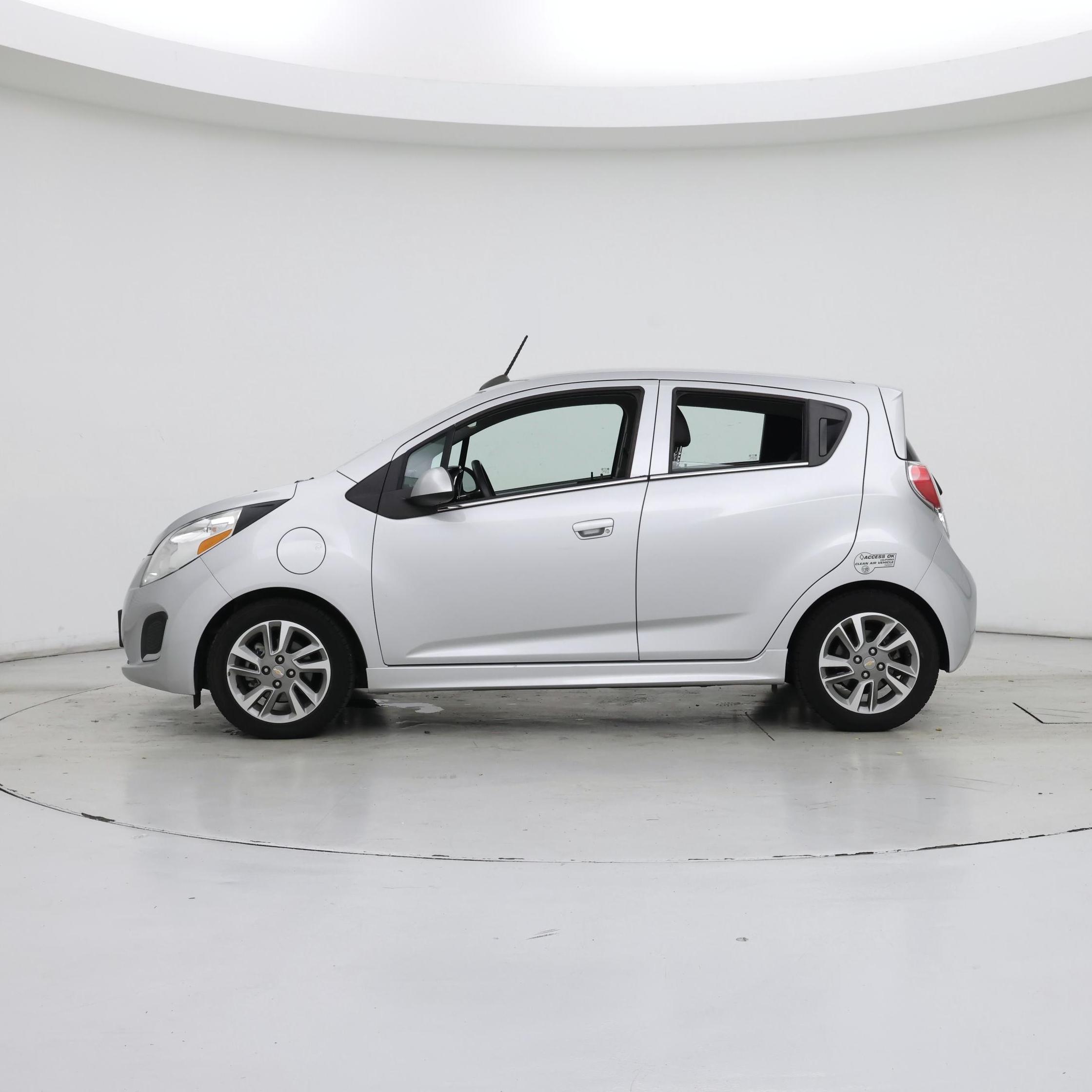 Thumbnail: 2016 Chevrolet Spark - 3