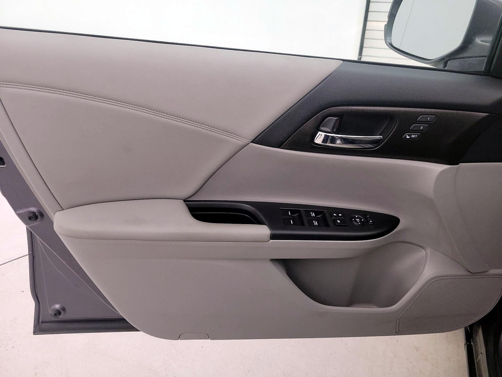 Thumbnail: 2014 Honda Accord - 12
