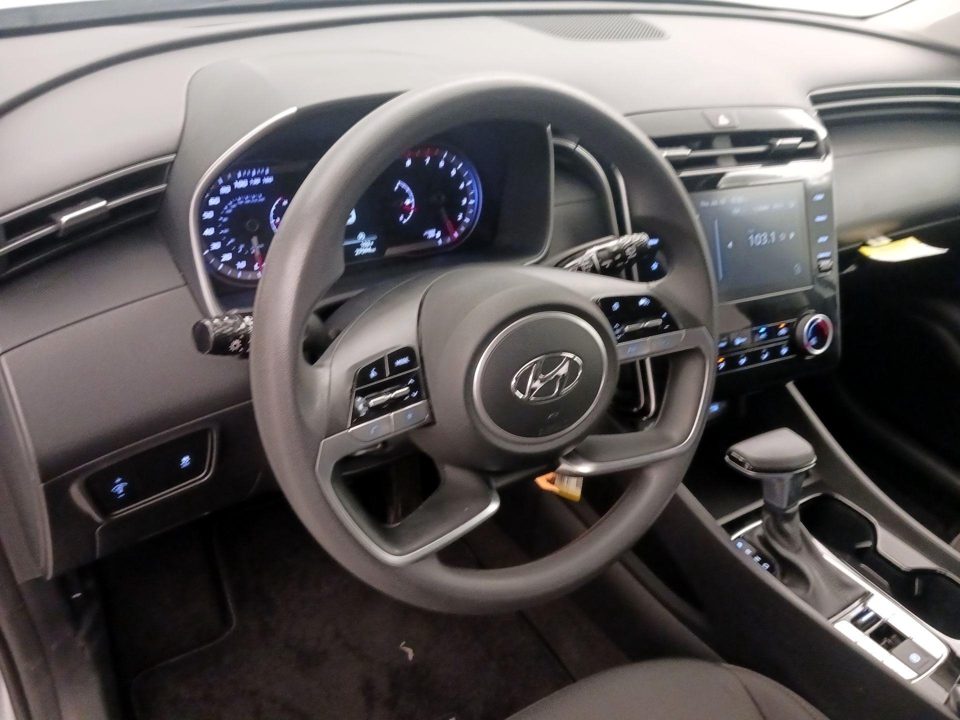 Thumbnail: 2022 Hyundai Tucson - 9