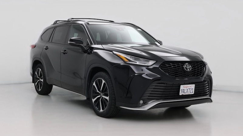 2022 Toyota Highlander XSE Hero Image
