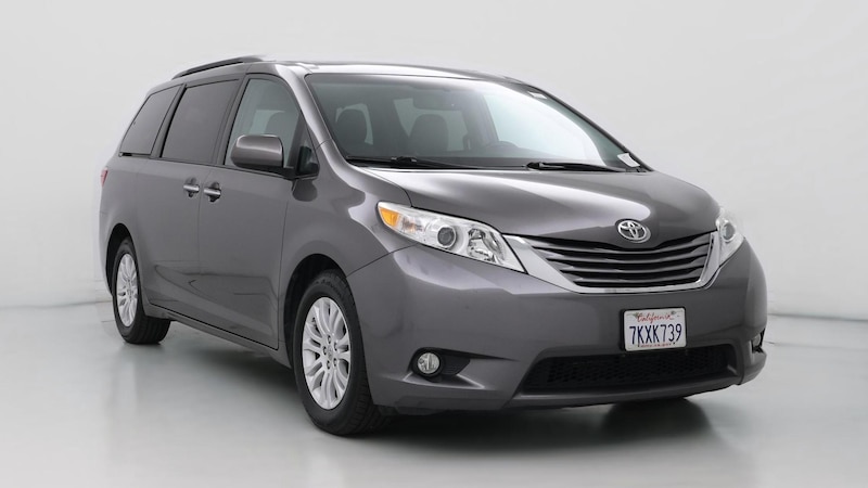 2015 Toyota Sienna XLE Premium Hero Image
