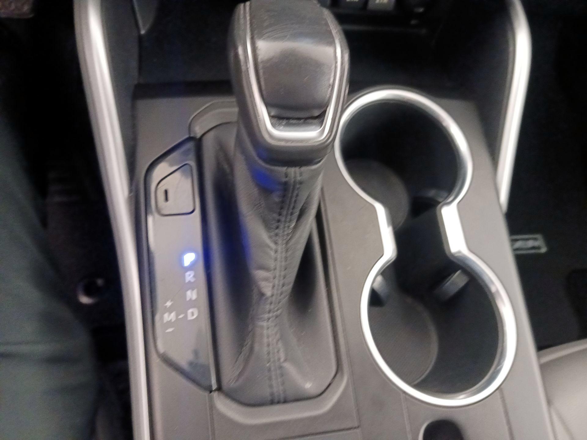 Thumbnail: 2020 Toyota Highlander - 18