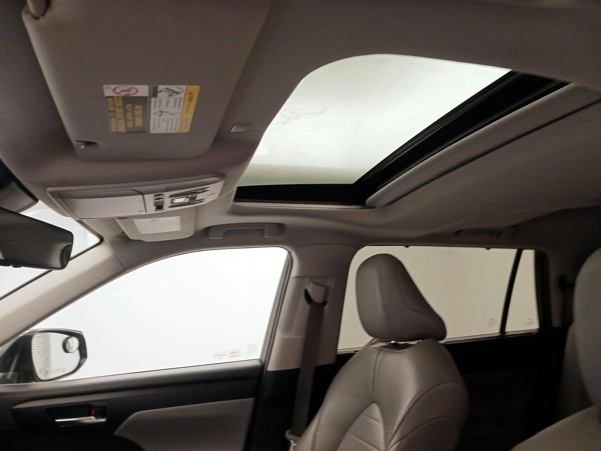 Thumbnail: 2020 Toyota Highlander - 20