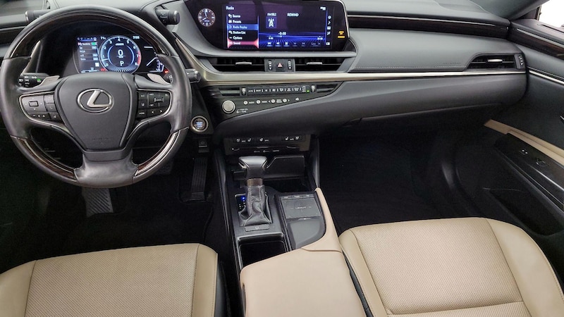 2021 Lexus ES 250 Luxury 9