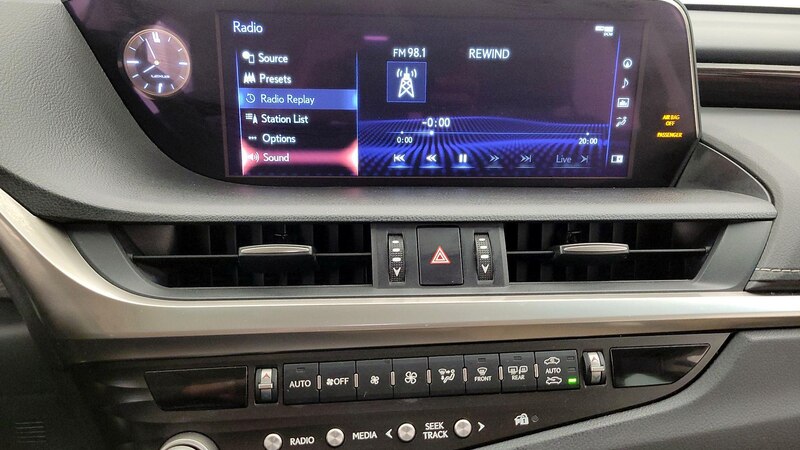 2021 Lexus ES 250 Luxury 16