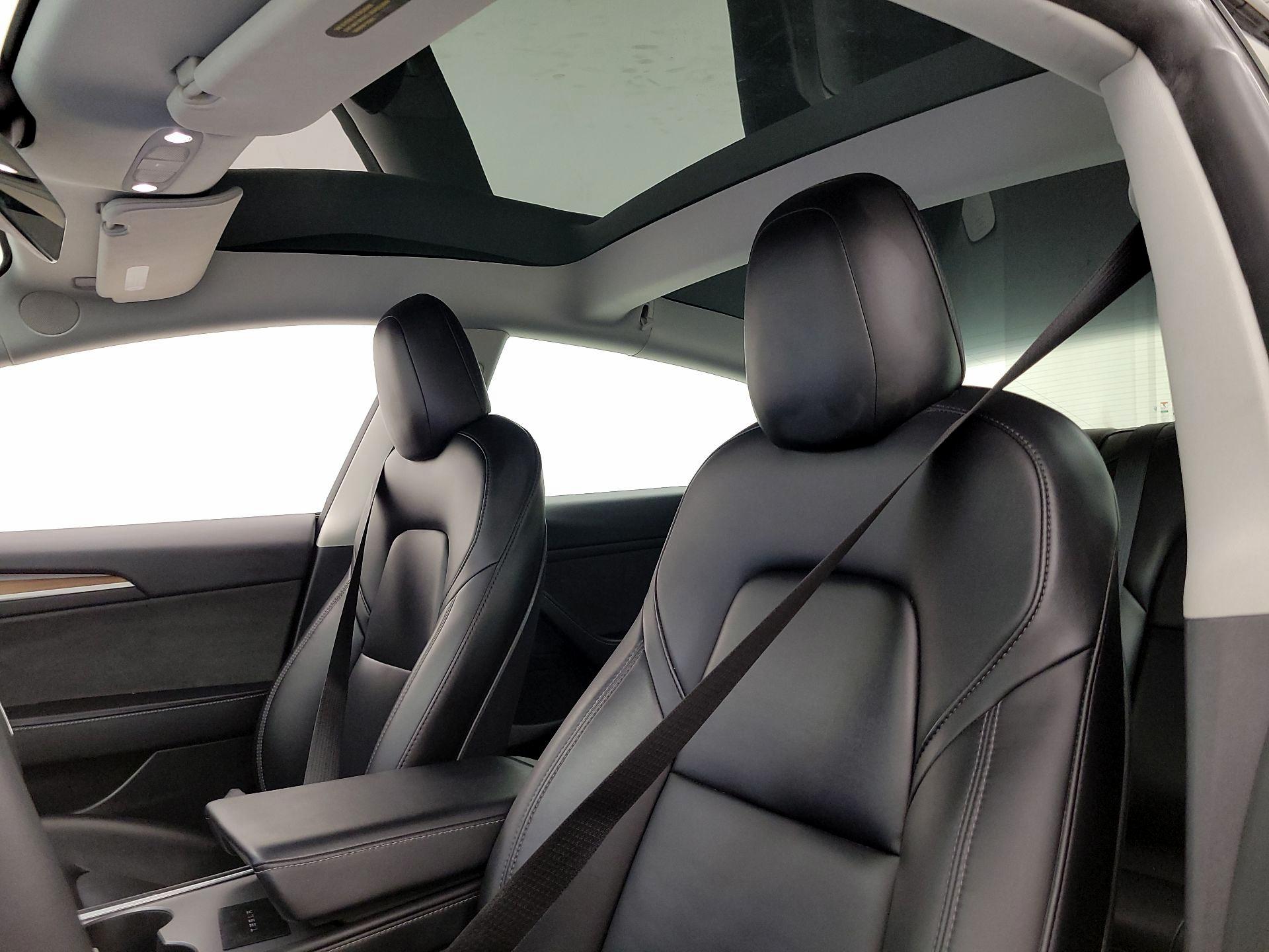 Thumbnail: 2021 Tesla Model 3 - 18