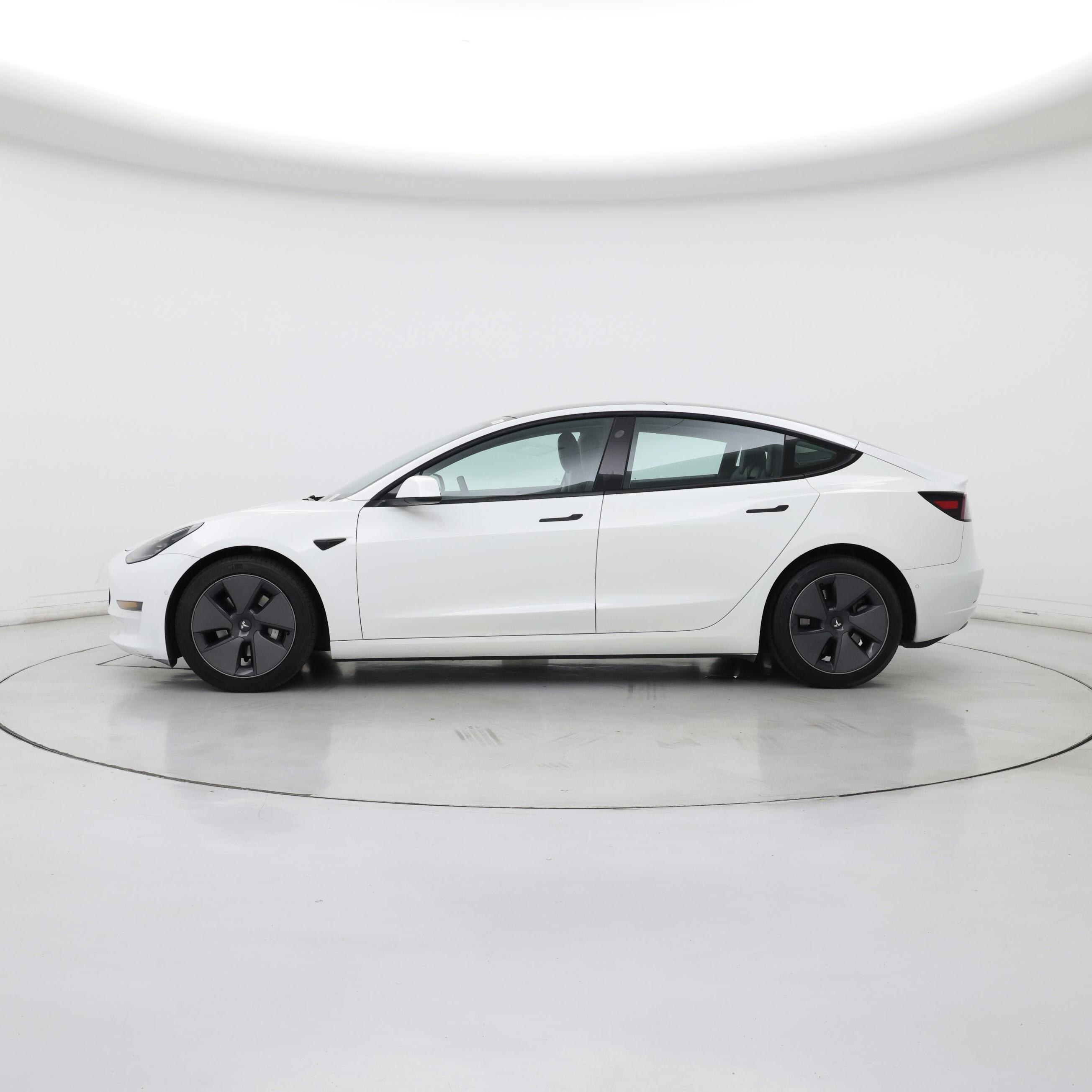 Thumbnail: 2021 Tesla Model 3 - 3