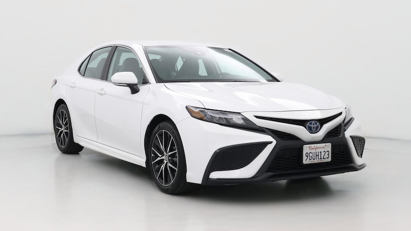2023 Toyota Camry SE Hero Image