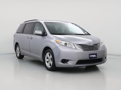 2017 Toyota Sienna LE -
                Bakersfield, CA