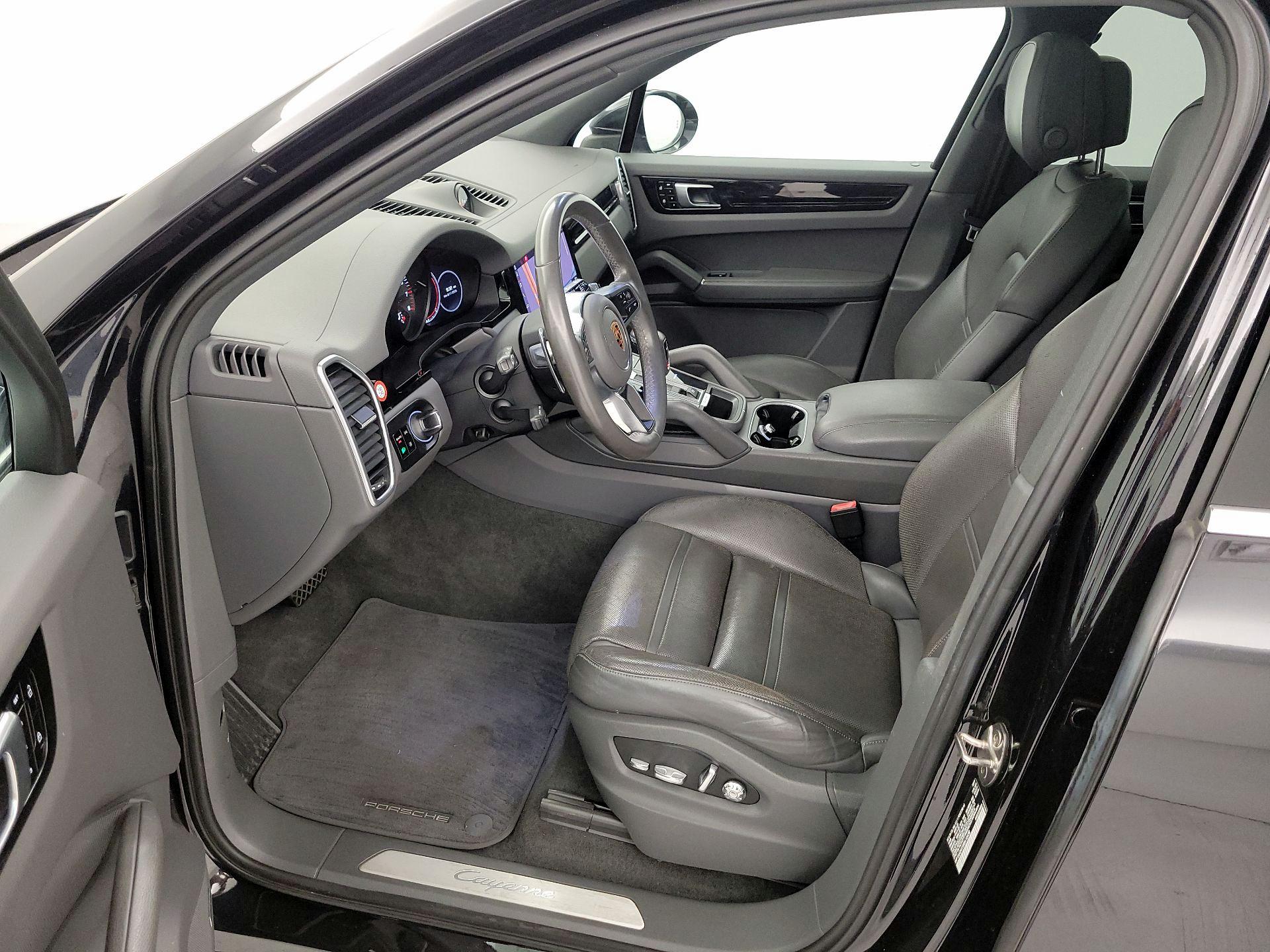 Thumbnail: 2019 Porsche Cayenne - 11