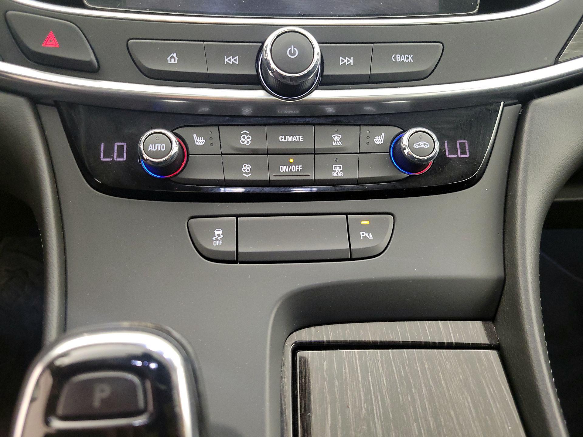 Thumbnail: 2017 Buick LaCrosse - 17