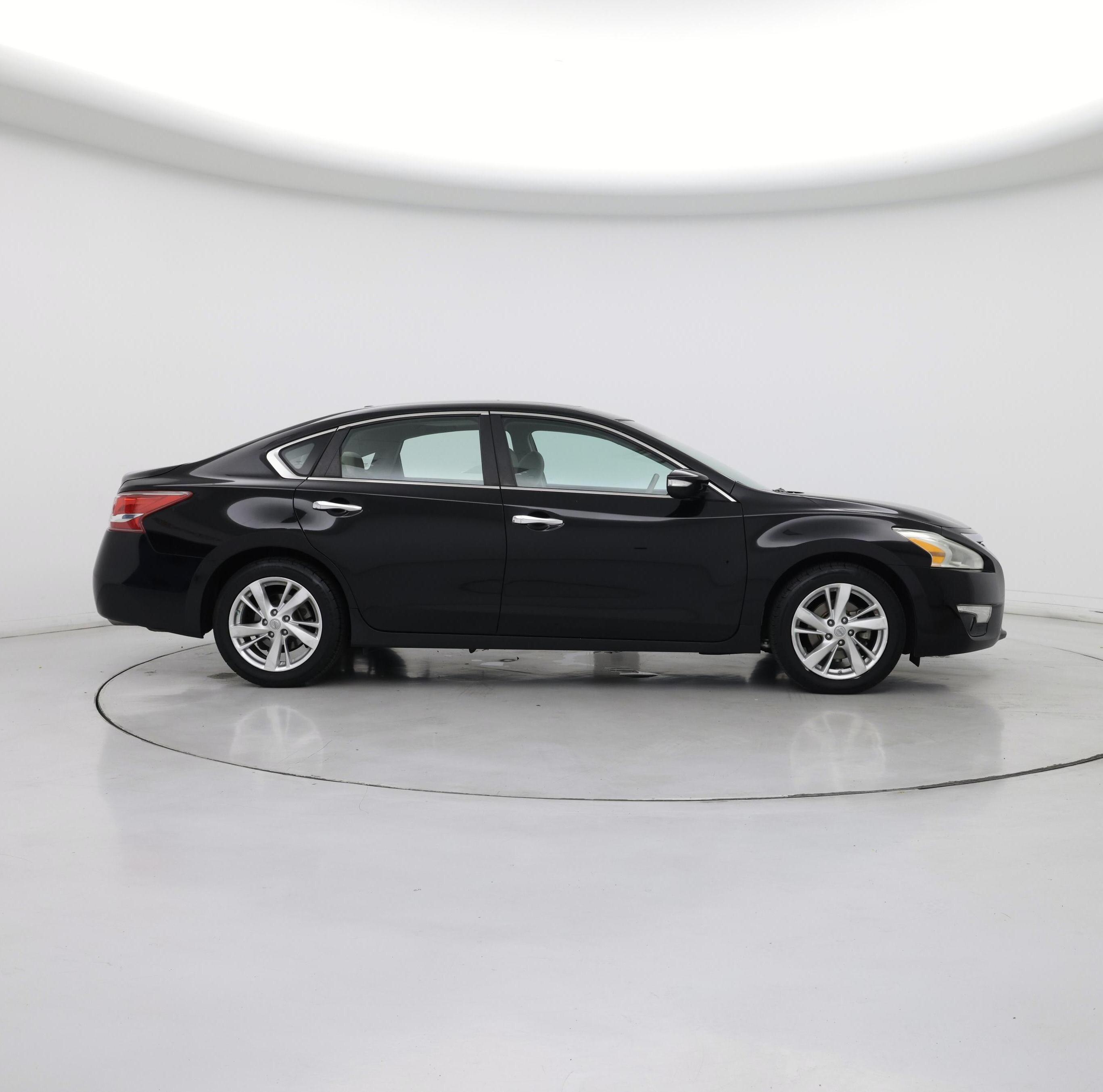Thumbnail: 2013 Nissan Altima - 7