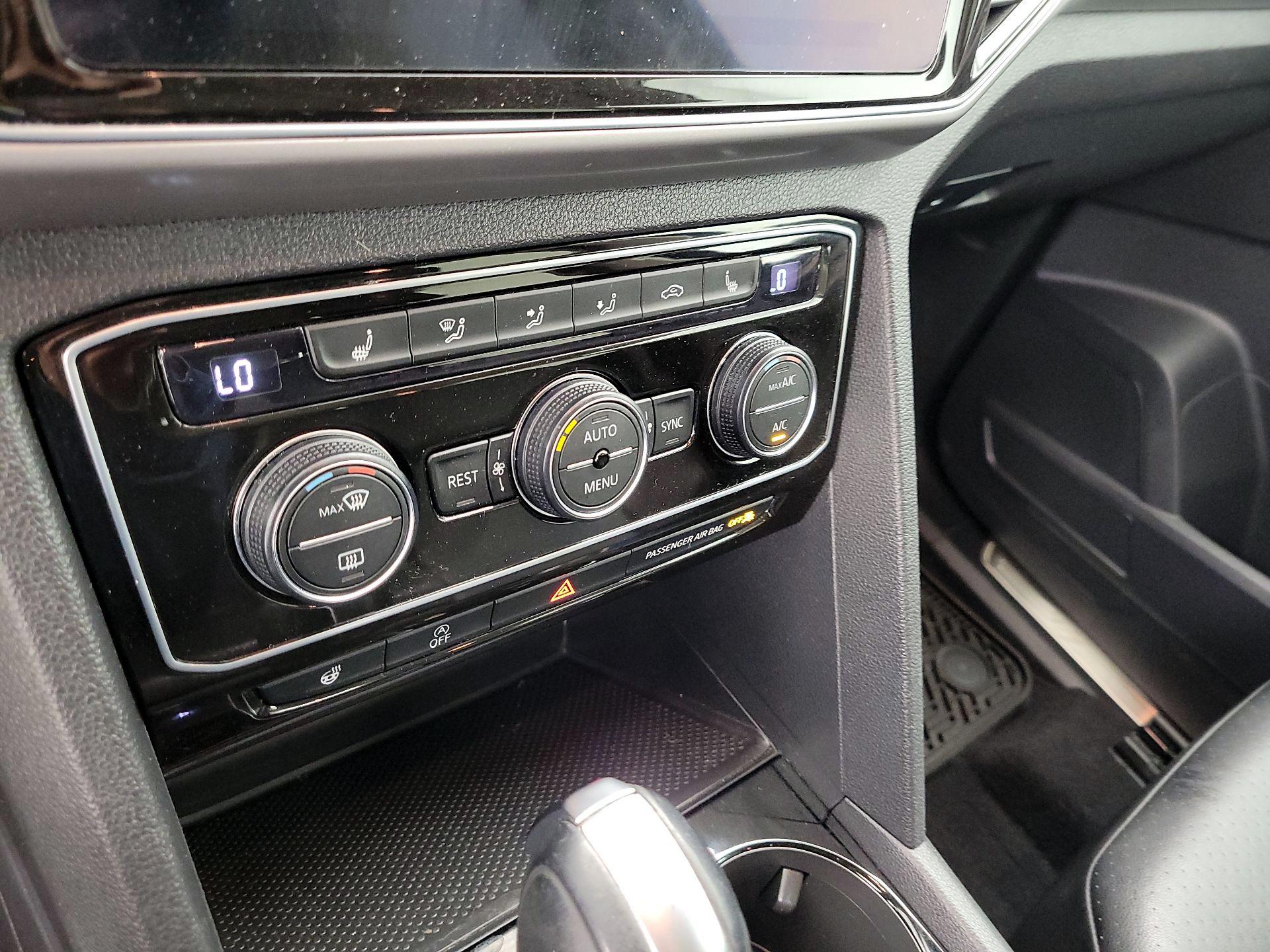 Thumbnail: 2019 Volkswagen Atlas - 16