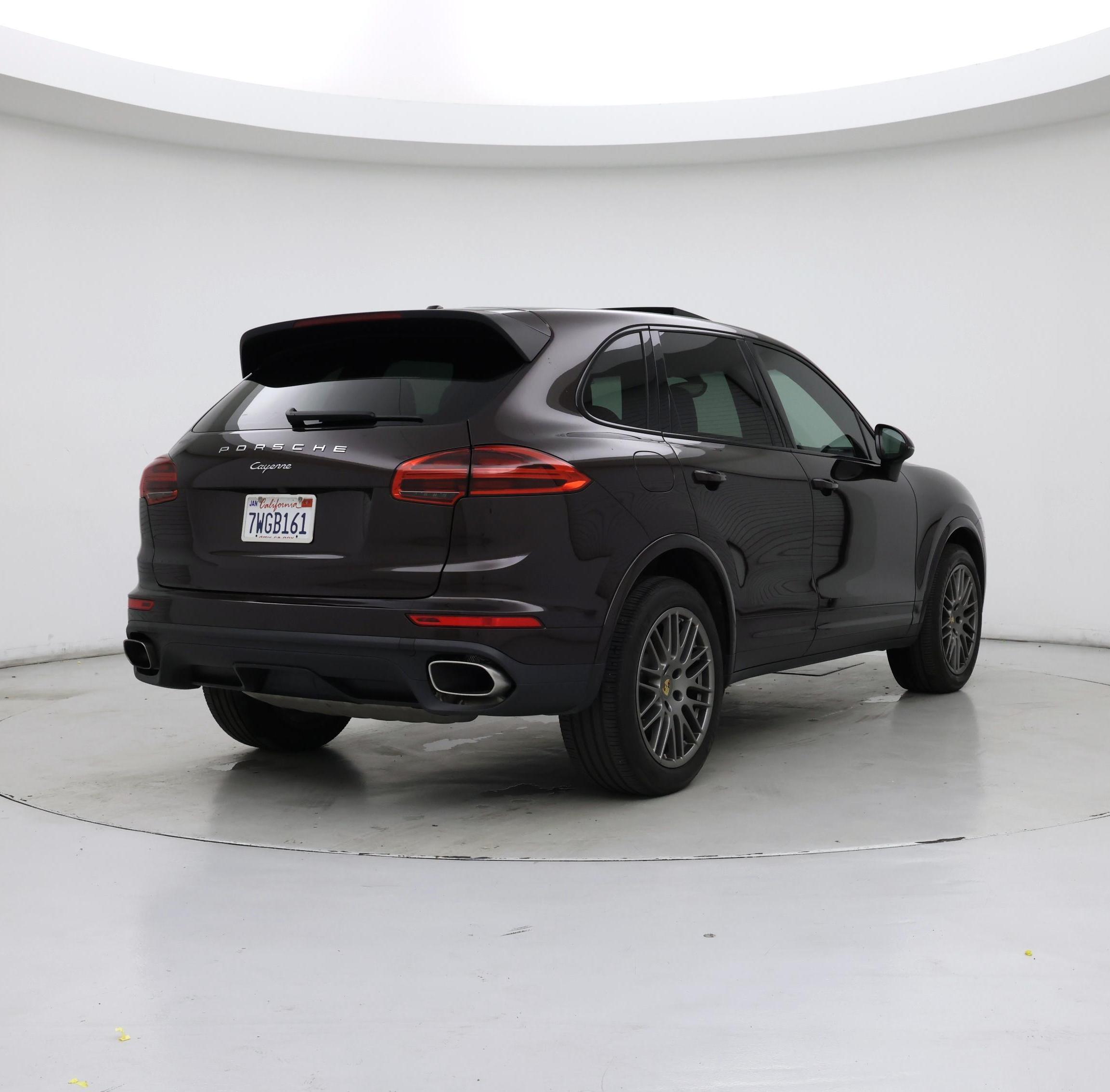 Thumbnail: 2017 Porsche Cayenne - 8