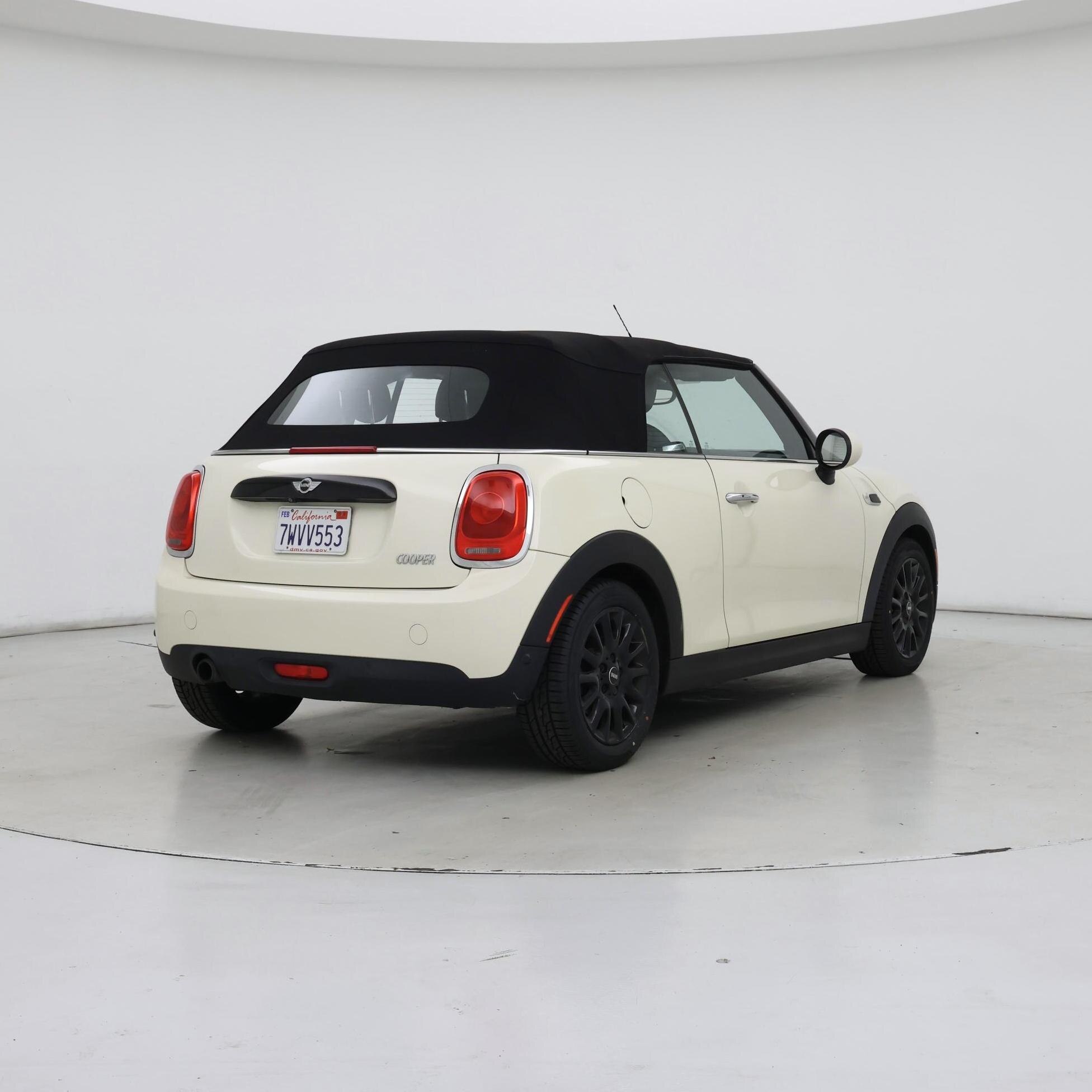 Thumbnail: 2017 MINI Cooper - 8