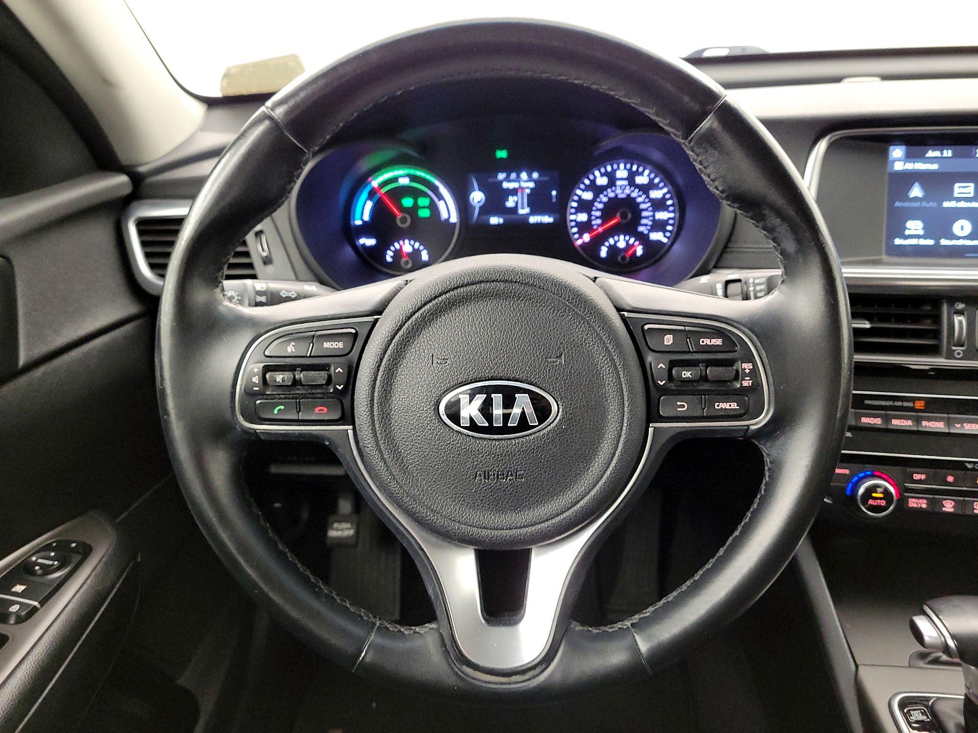Thumbnail: 2017 Kia Optima - 10