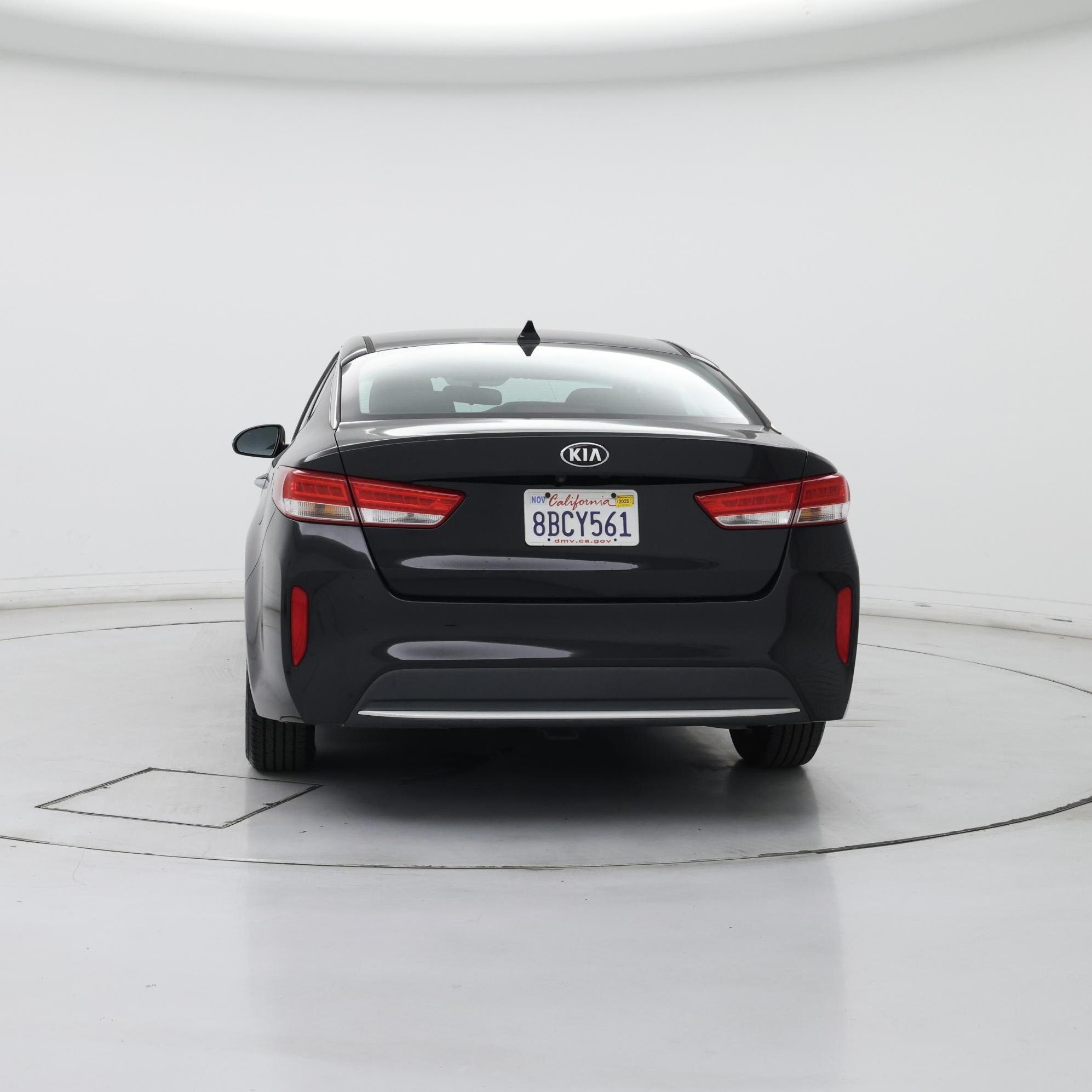 Thumbnail: 2017 Kia Optima - 6