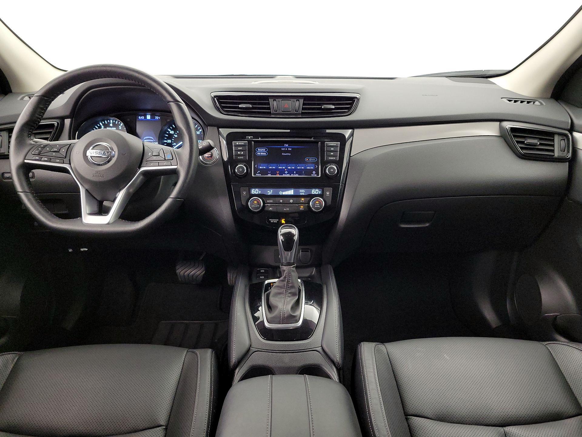 Thumbnail: 2020 Nissan Rogue Sport - 9