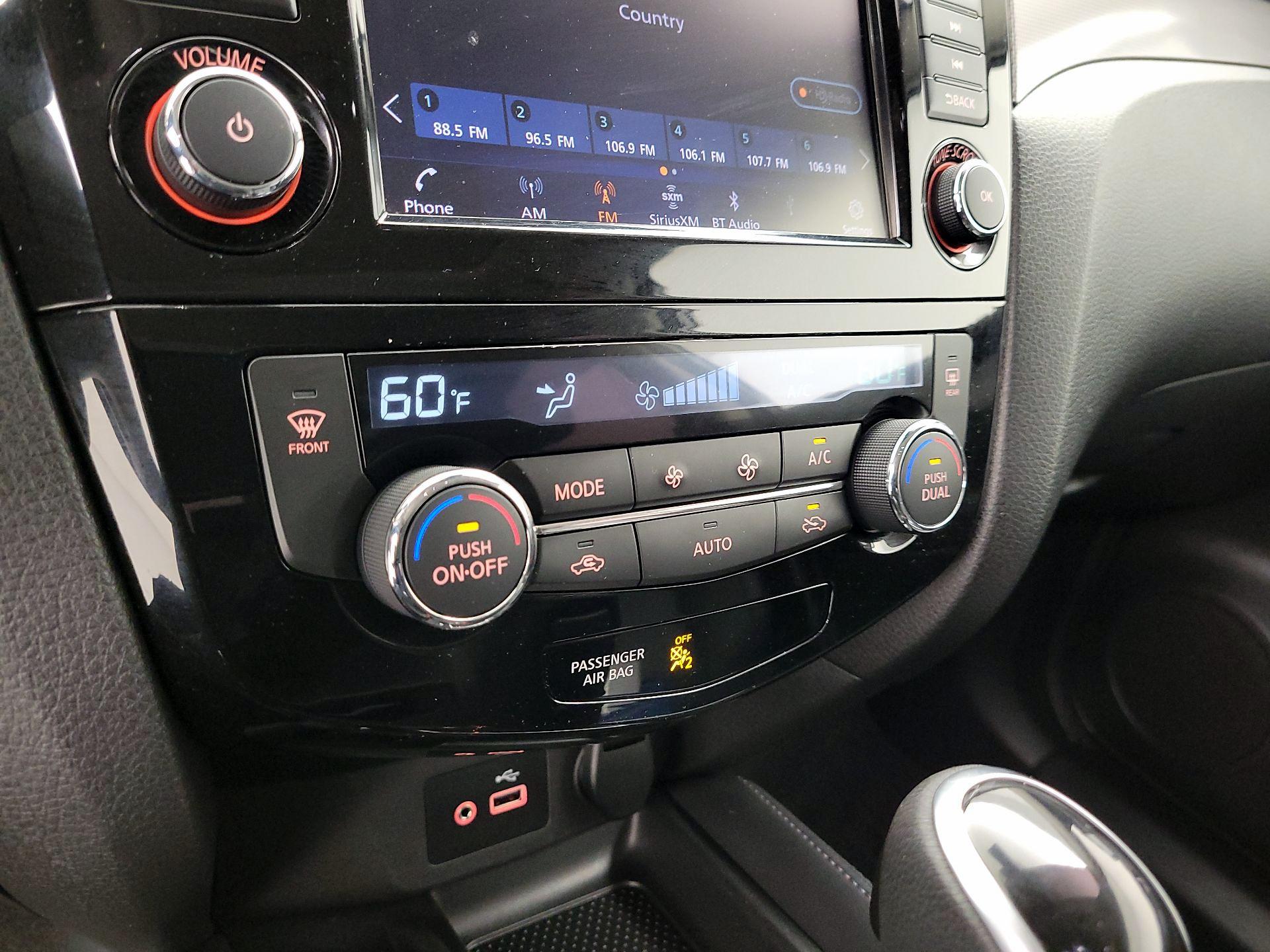 Thumbnail: 2020 Nissan Rogue Sport - 16