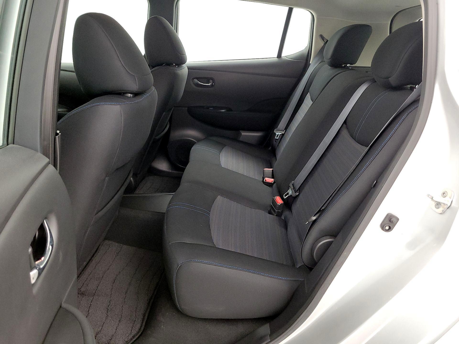 Thumbnail: 2019 Nissan Leaf - 19