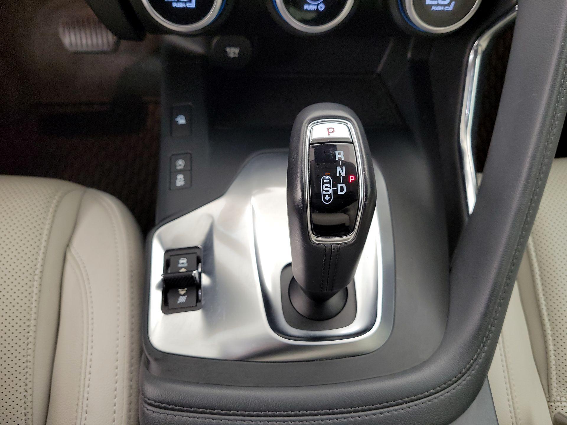 Thumbnail: 2020 Jaguar E-Pace - 17