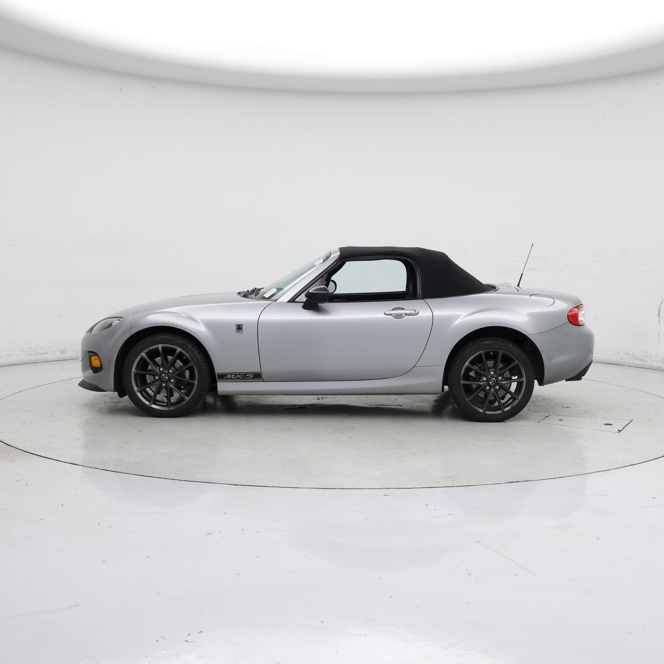 Thumbnail: 2014 Mazda MX-5 Miata - 3