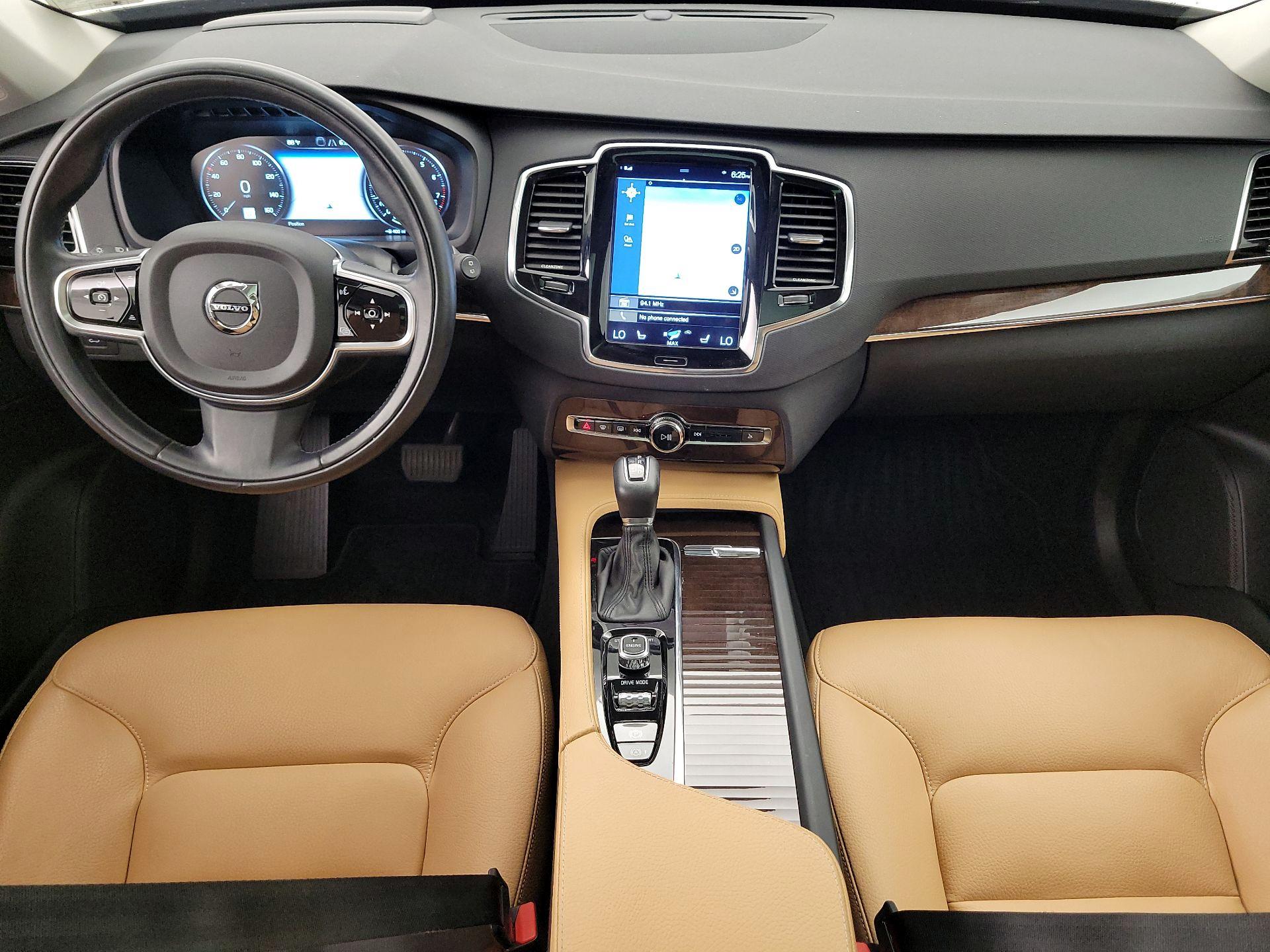 Thumbnail: 2016 Volvo XC90 - 9