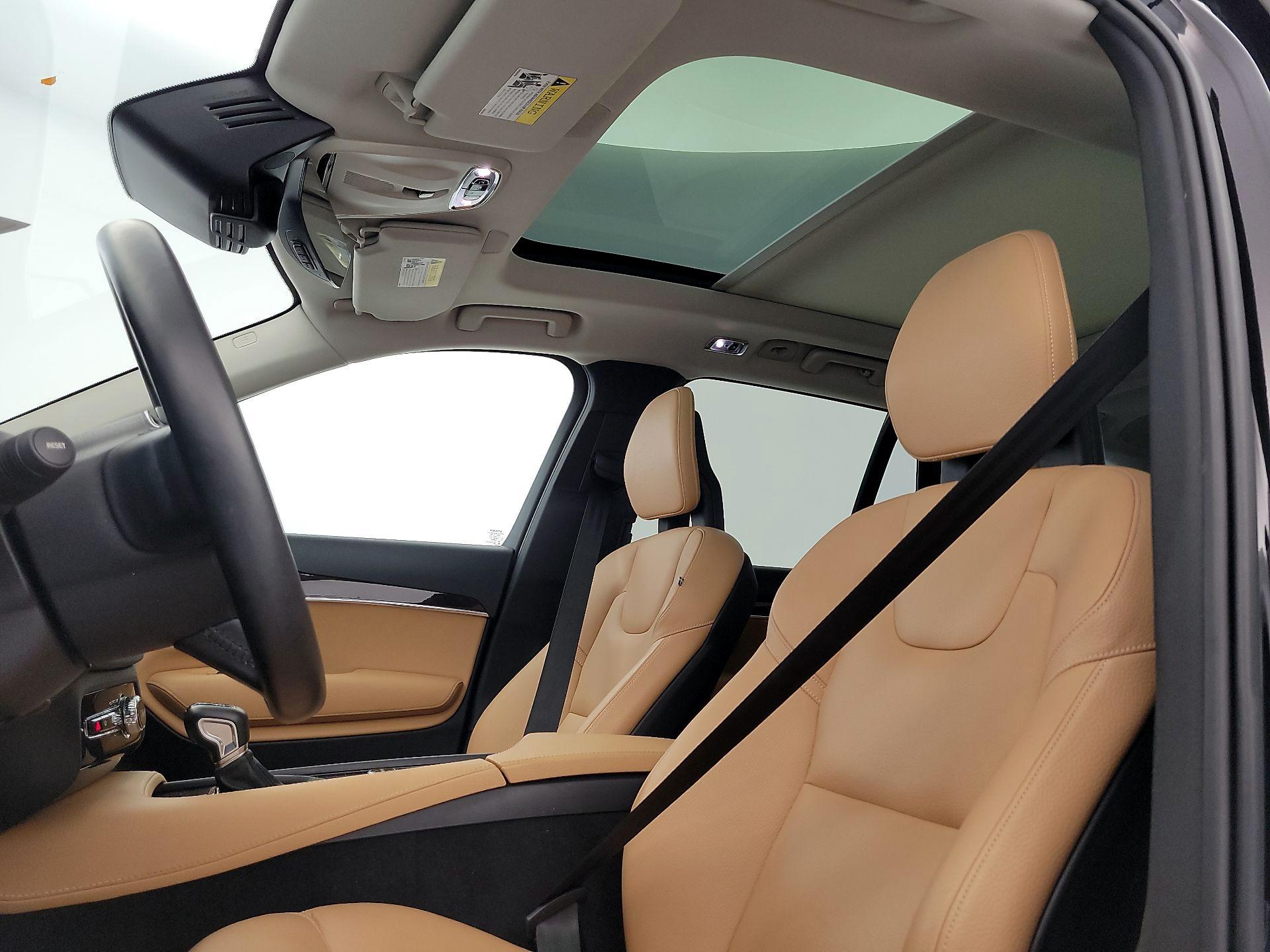 Thumbnail: 2016 Volvo XC90 - 20