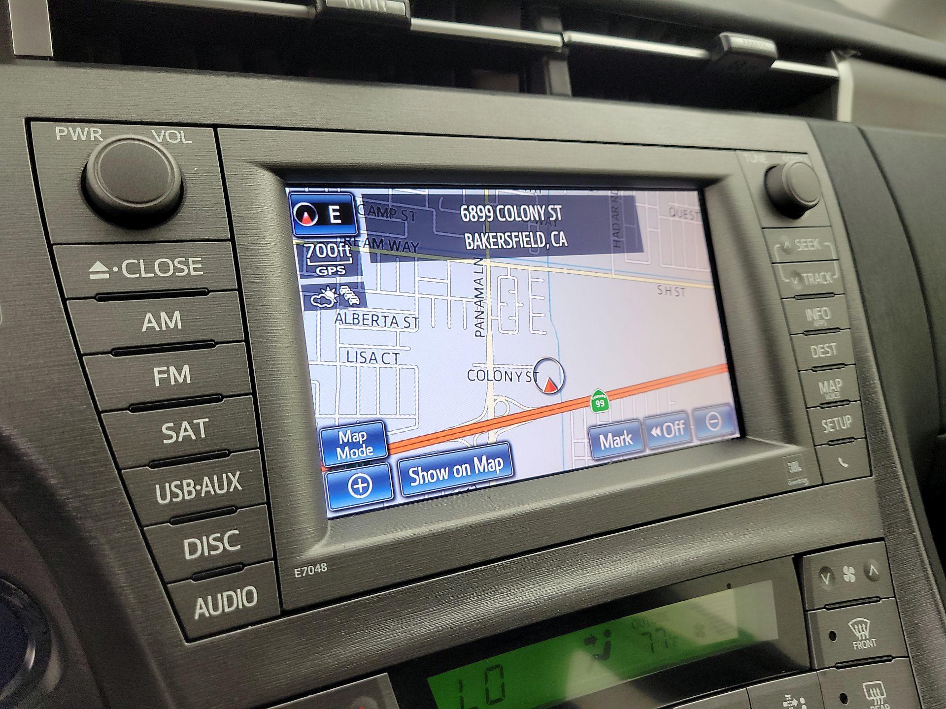 Thumbnail: 2015 Toyota Prius - 14