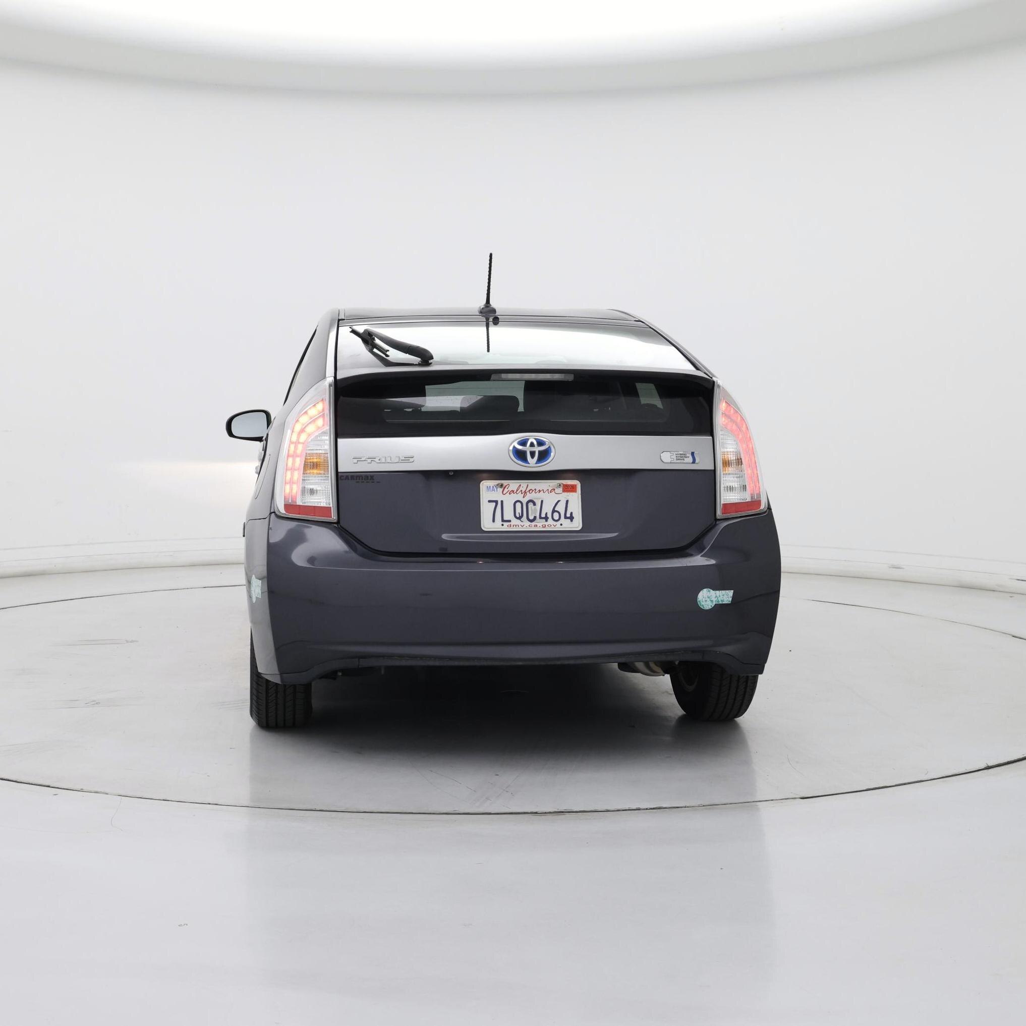 Thumbnail: 2015 Toyota Prius - 6