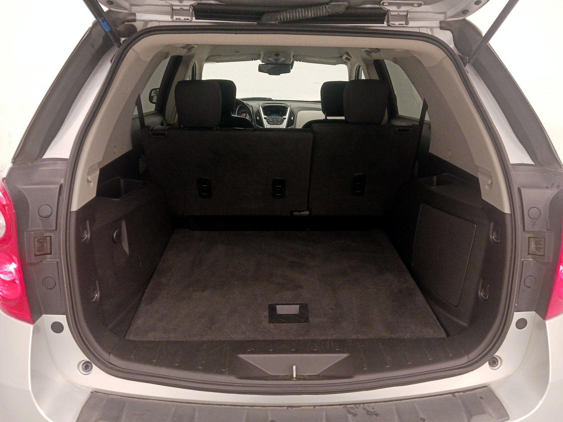 Thumbnail: 2013 Chevrolet Equinox - 18